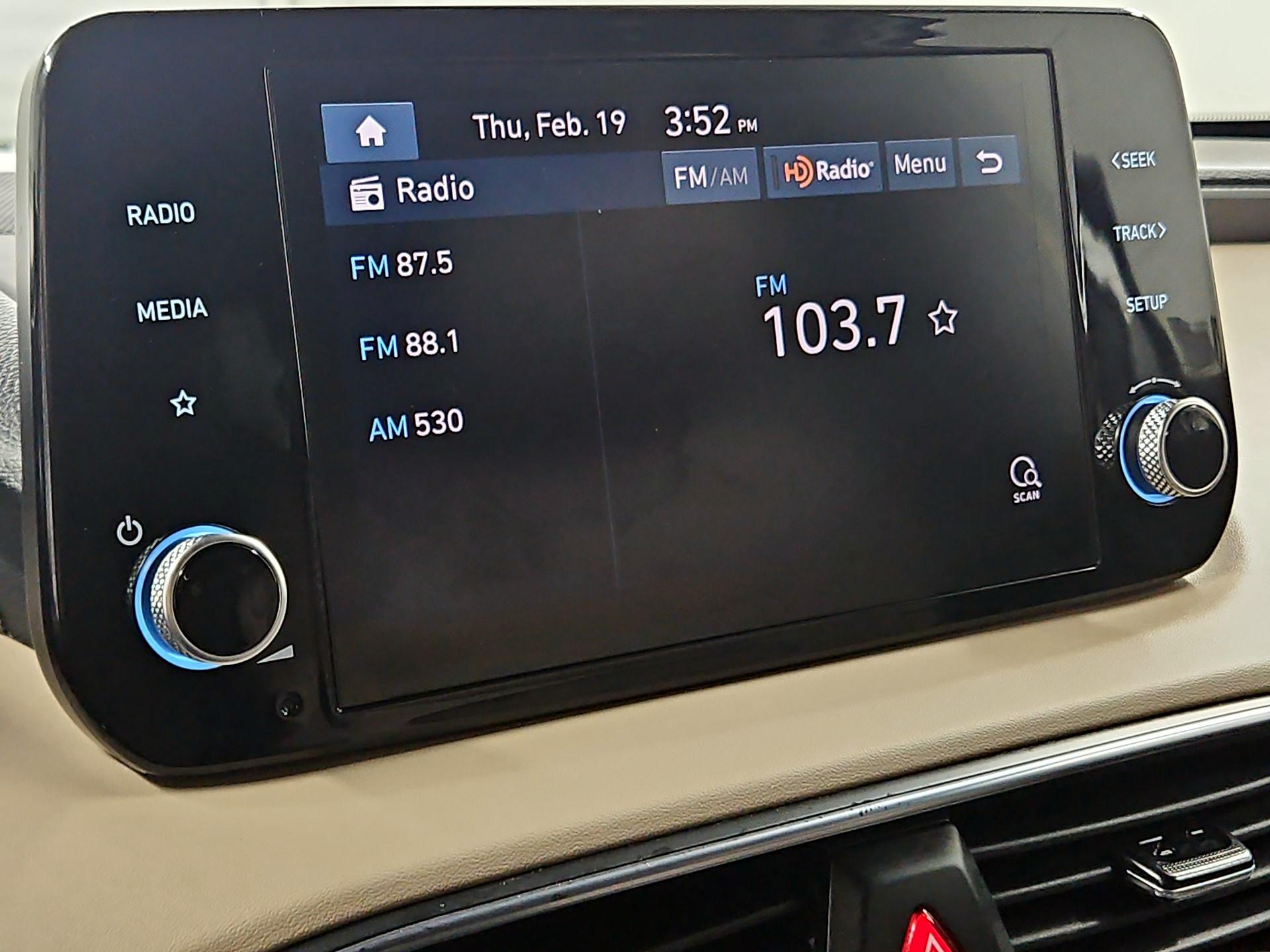 Thumbnail: 2023 Hyundai Santa Fe - 15