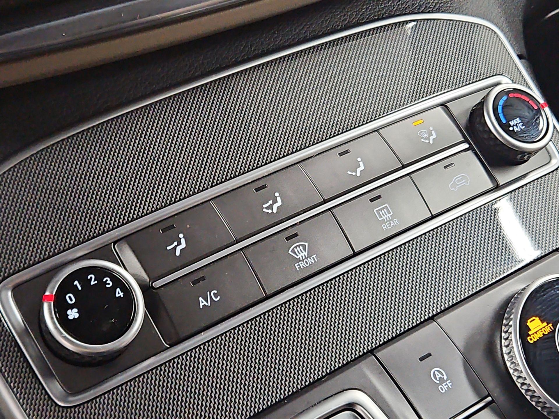 Thumbnail: 2023 Hyundai Santa Fe - 16