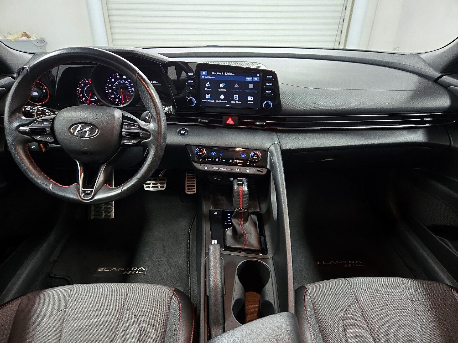 Thumbnail: 2022 Hyundai Elantra - 9