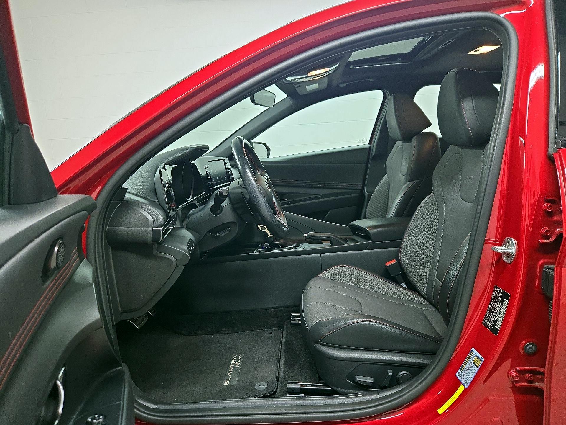 Thumbnail: 2022 Hyundai Elantra - 11