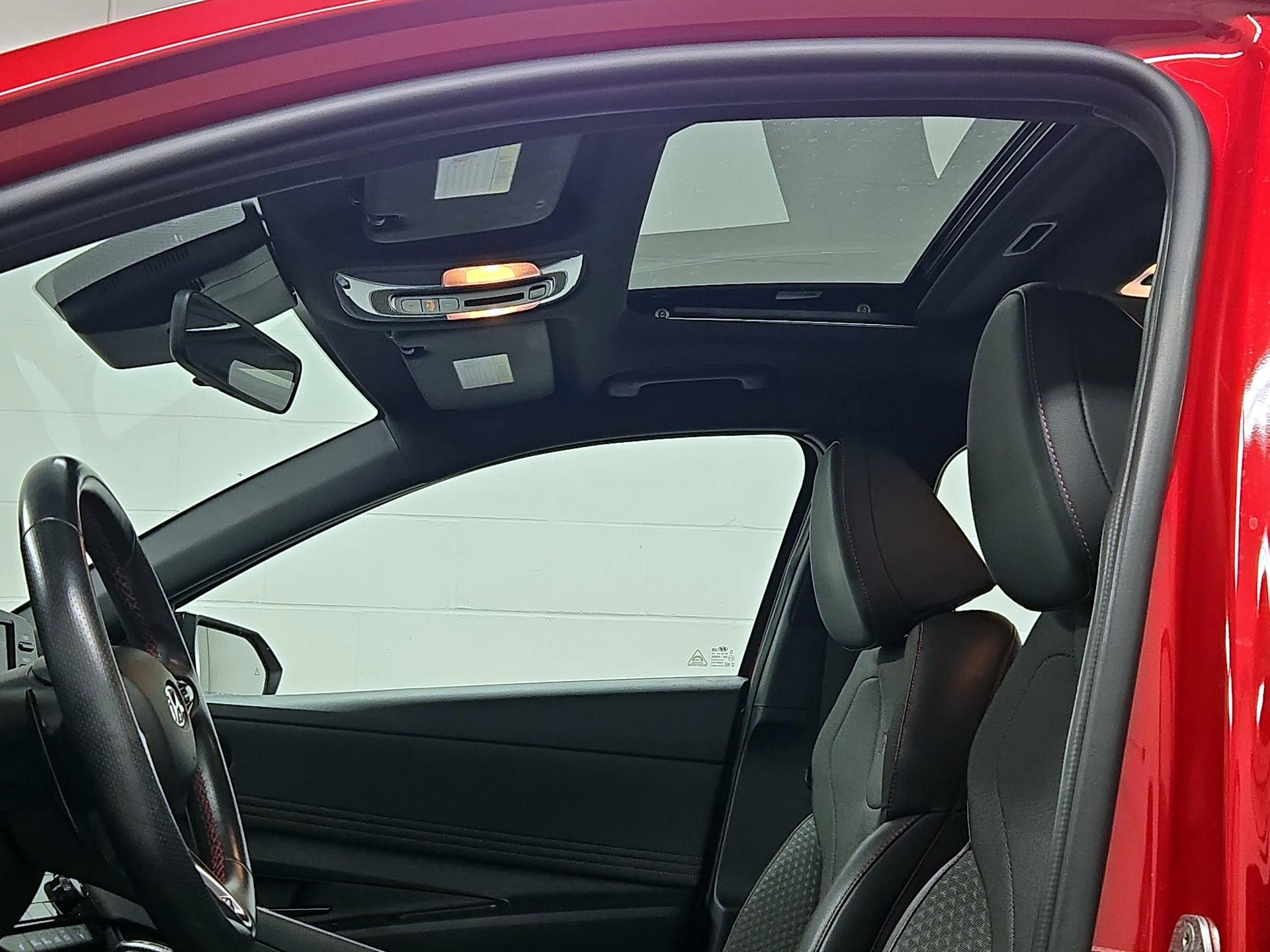 Thumbnail: 2022 Hyundai Elantra - 19