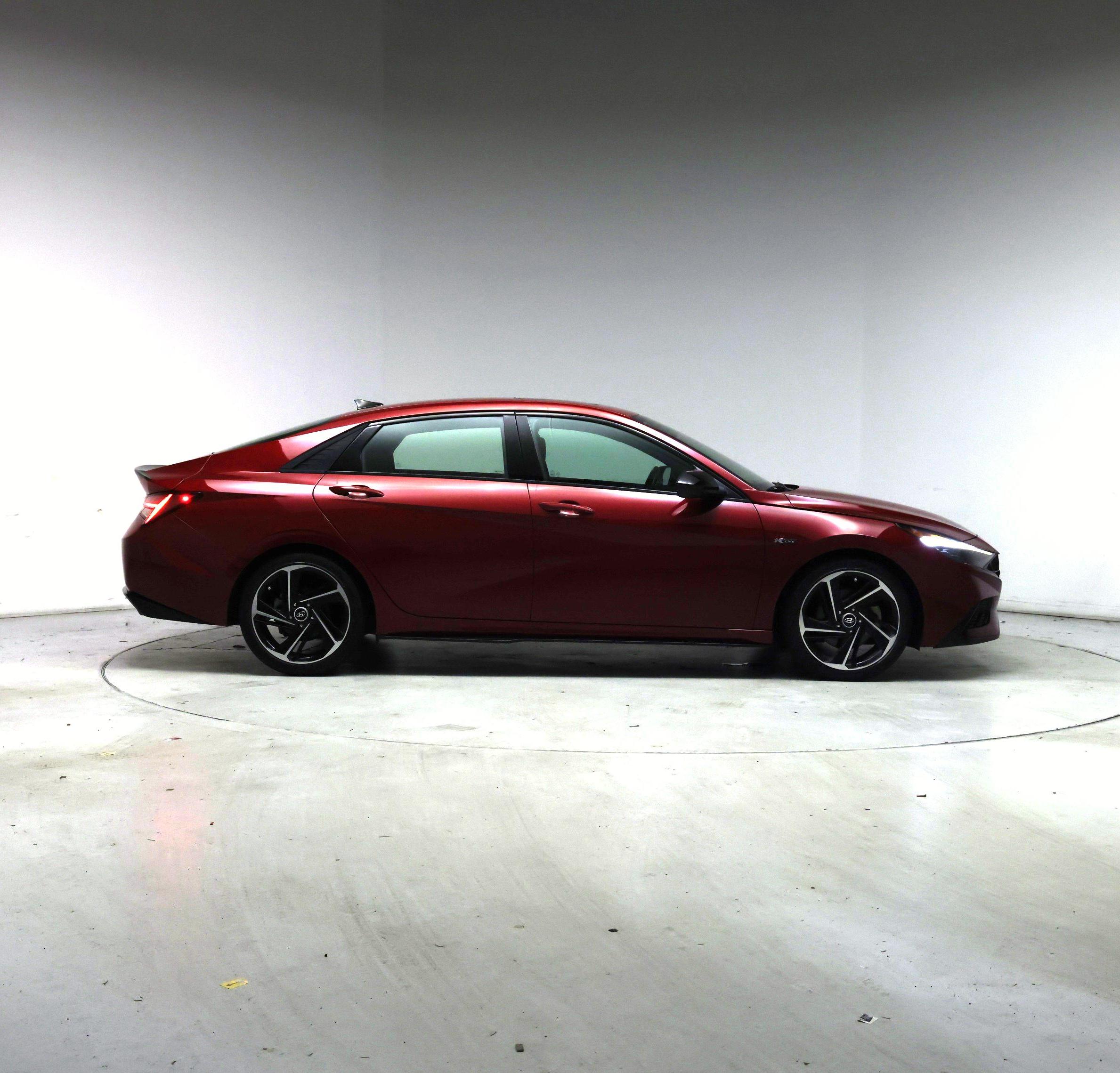 Thumbnail: 2022 Hyundai Elantra - 7