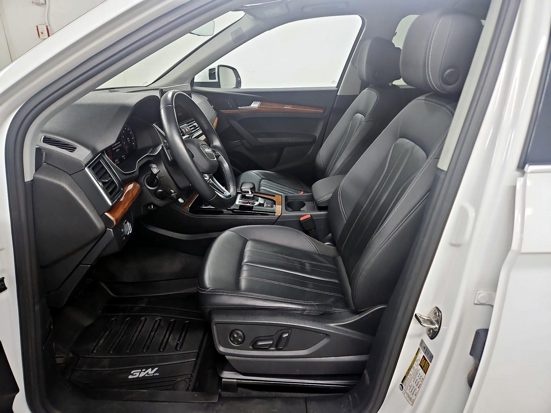 Thumbnail: 2023 Audi Q5 - 11