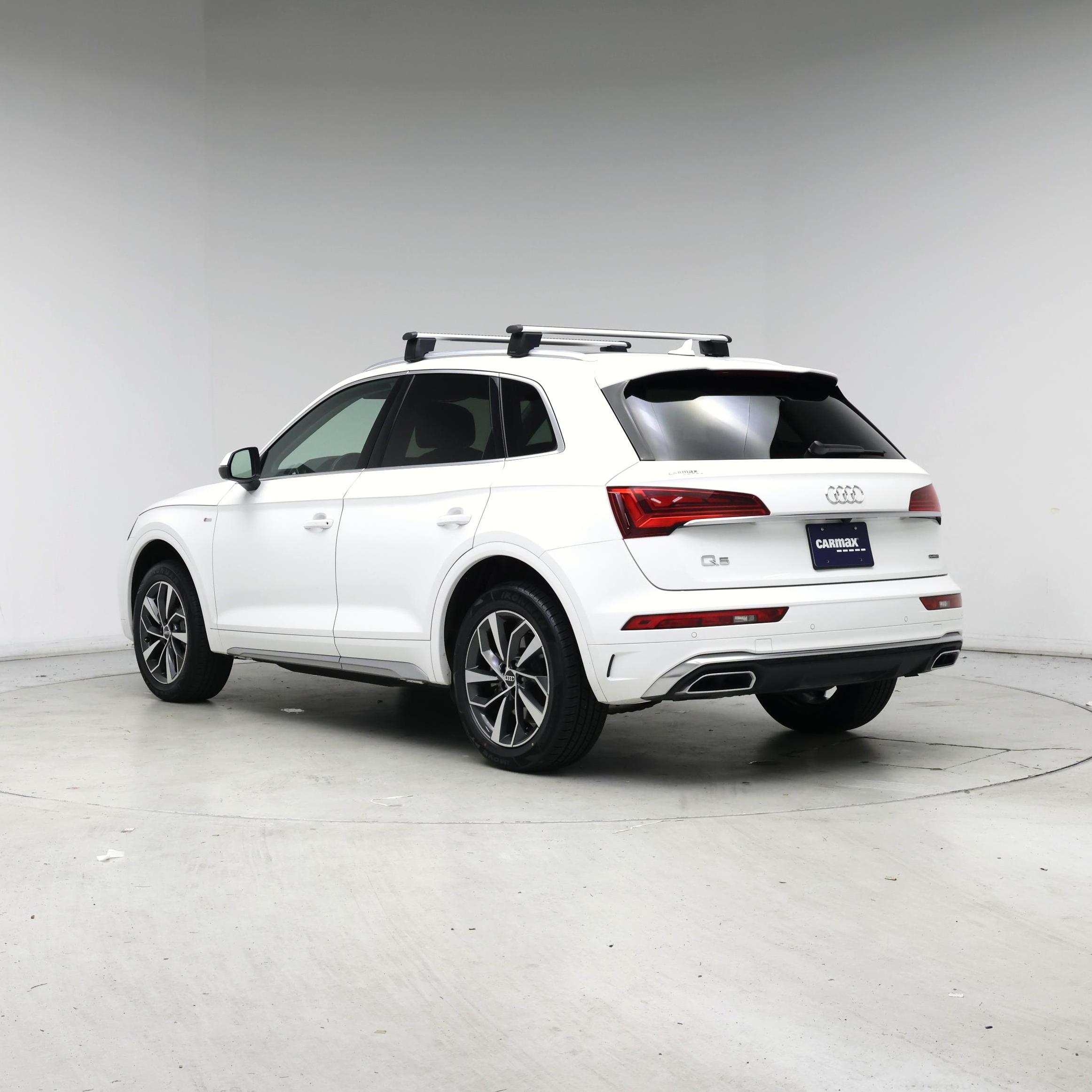 Thumbnail: 2023 Audi Q5 - 2