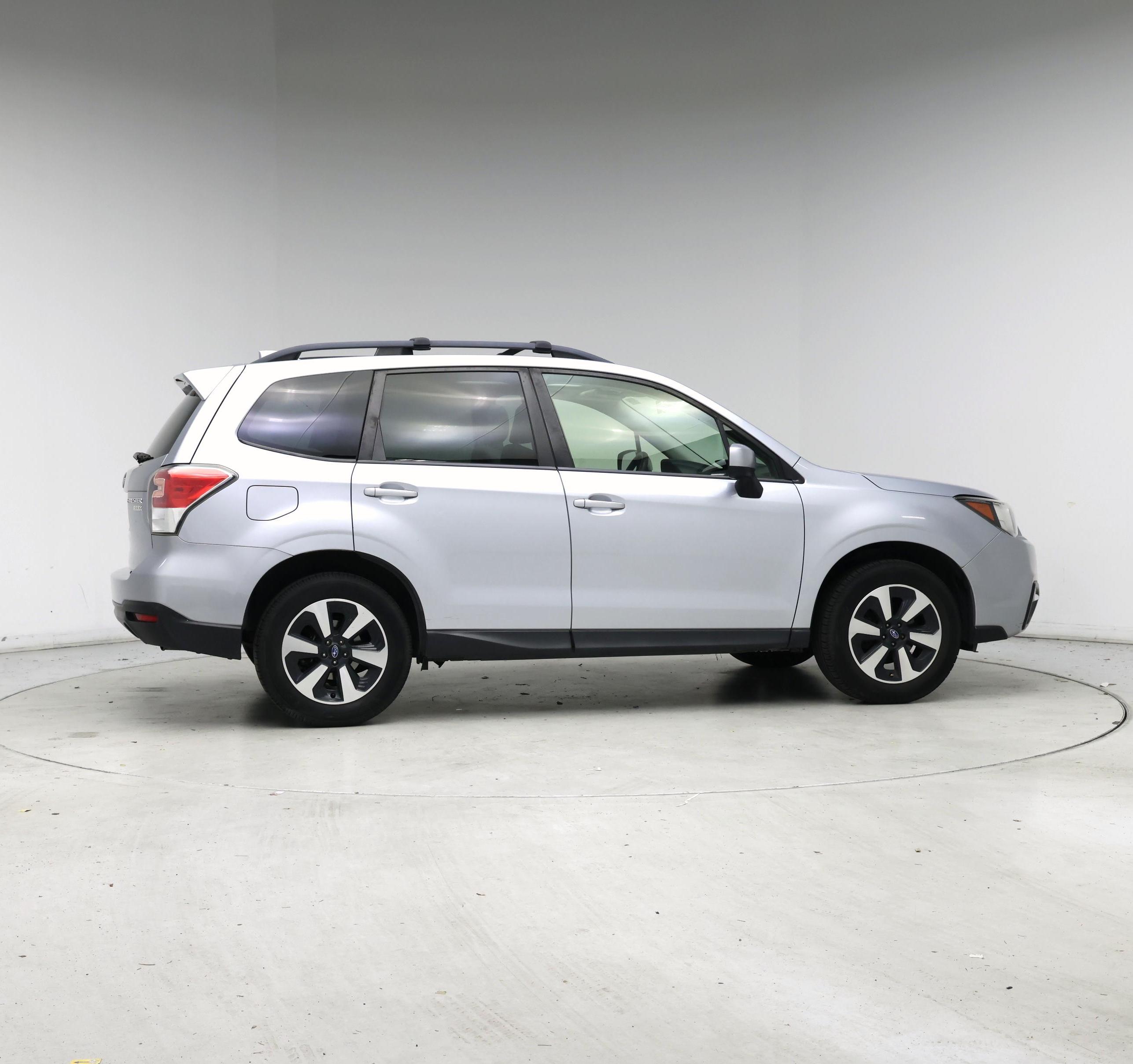 Thumbnail: 2017 Subaru Forester - 7