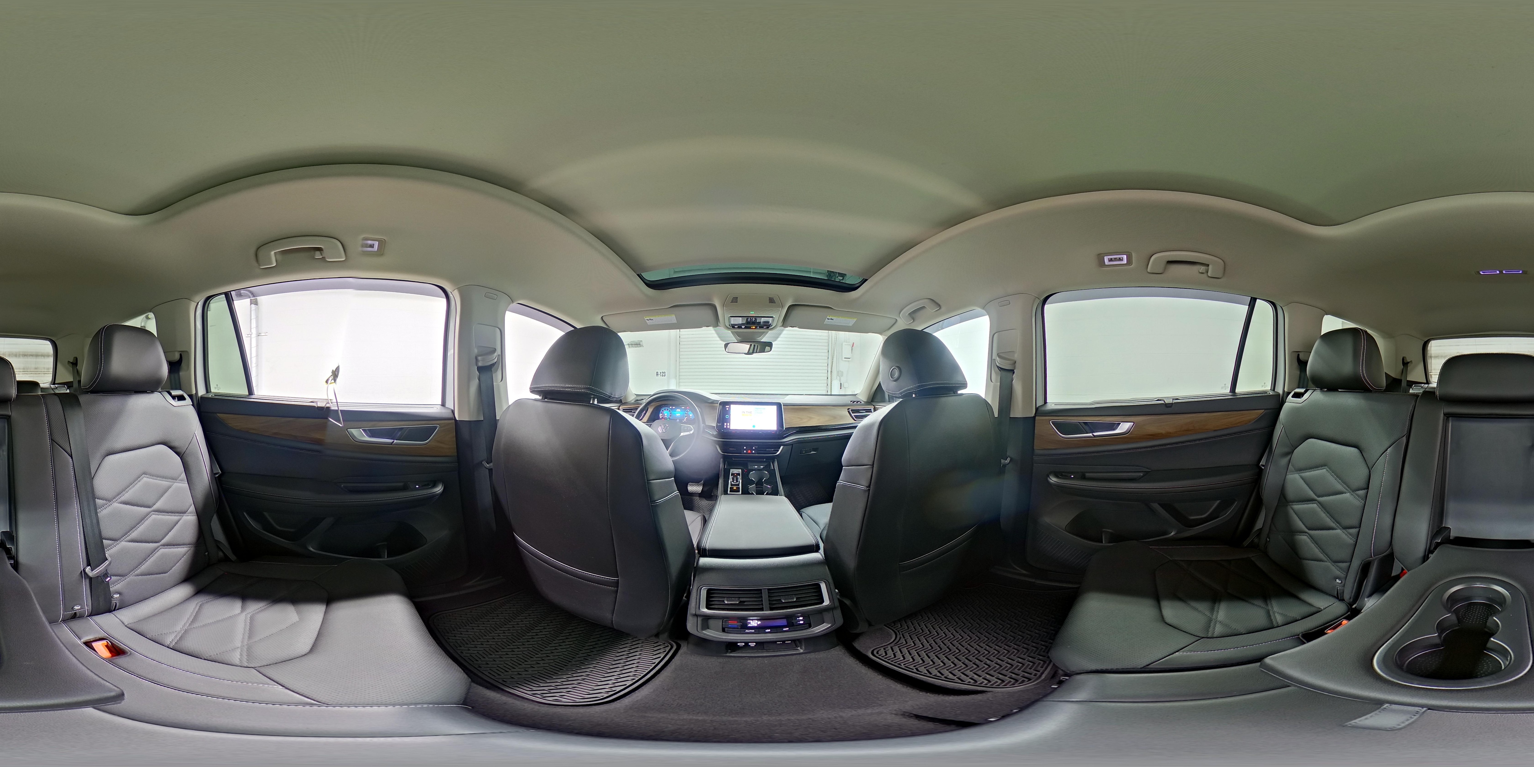 2024 Volkswagen Atlas SE w/Tech - Photo 28