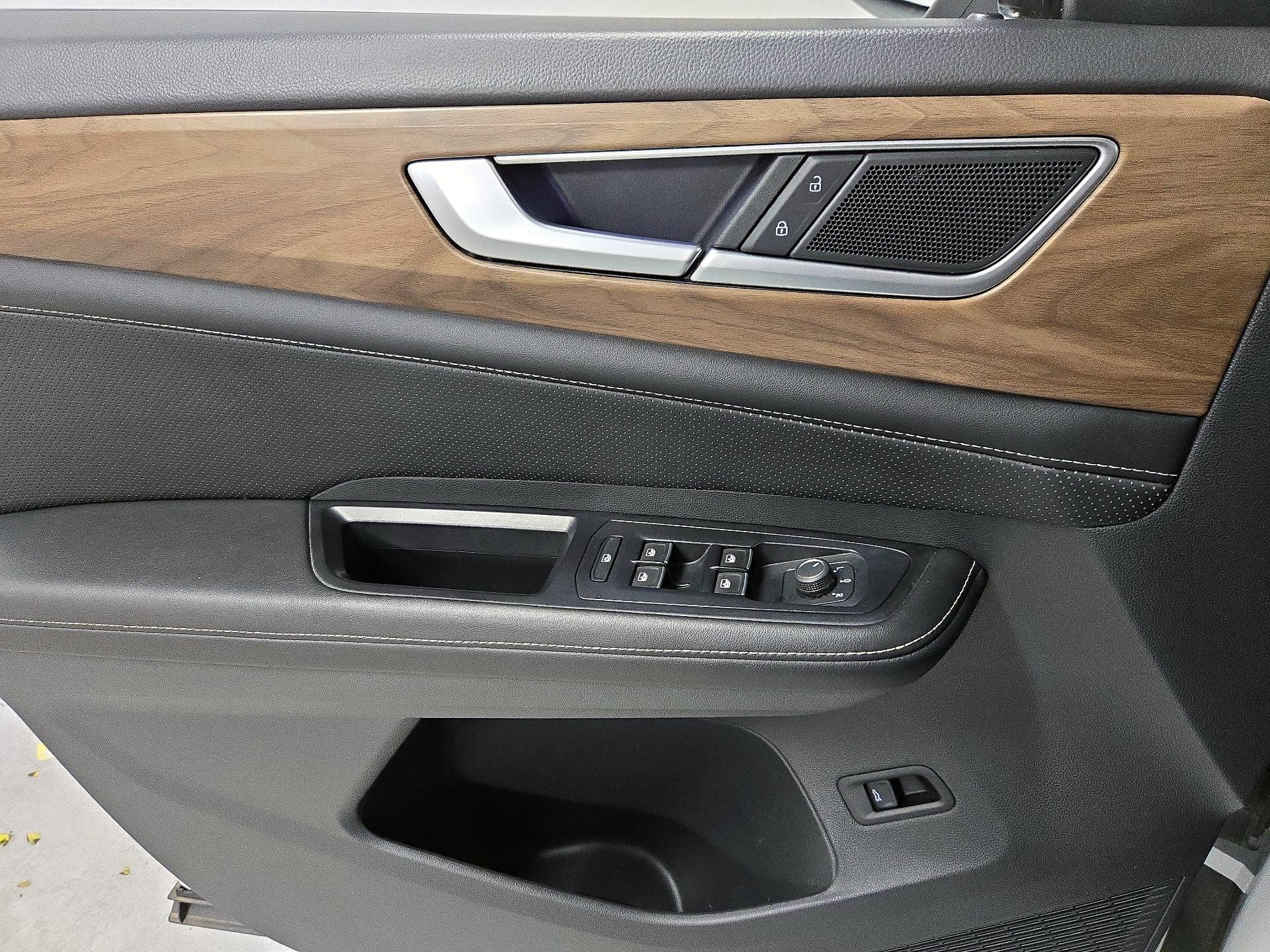 Thumbnail: 2024 Volkswagen Atlas - 12