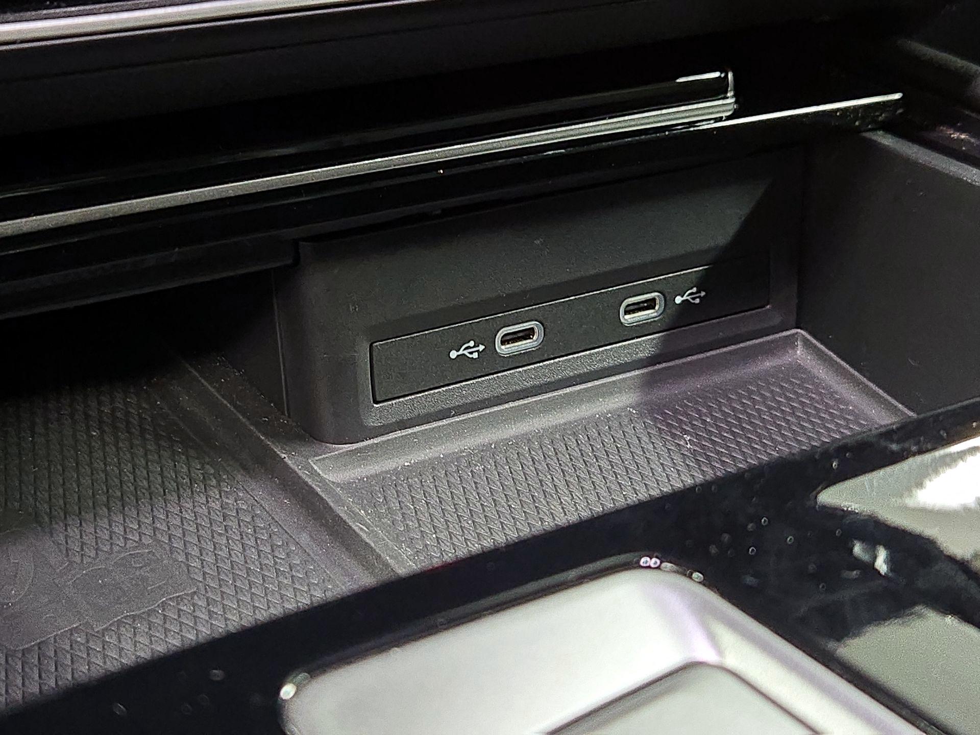 Thumbnail: 2024 Volkswagen Atlas - 18