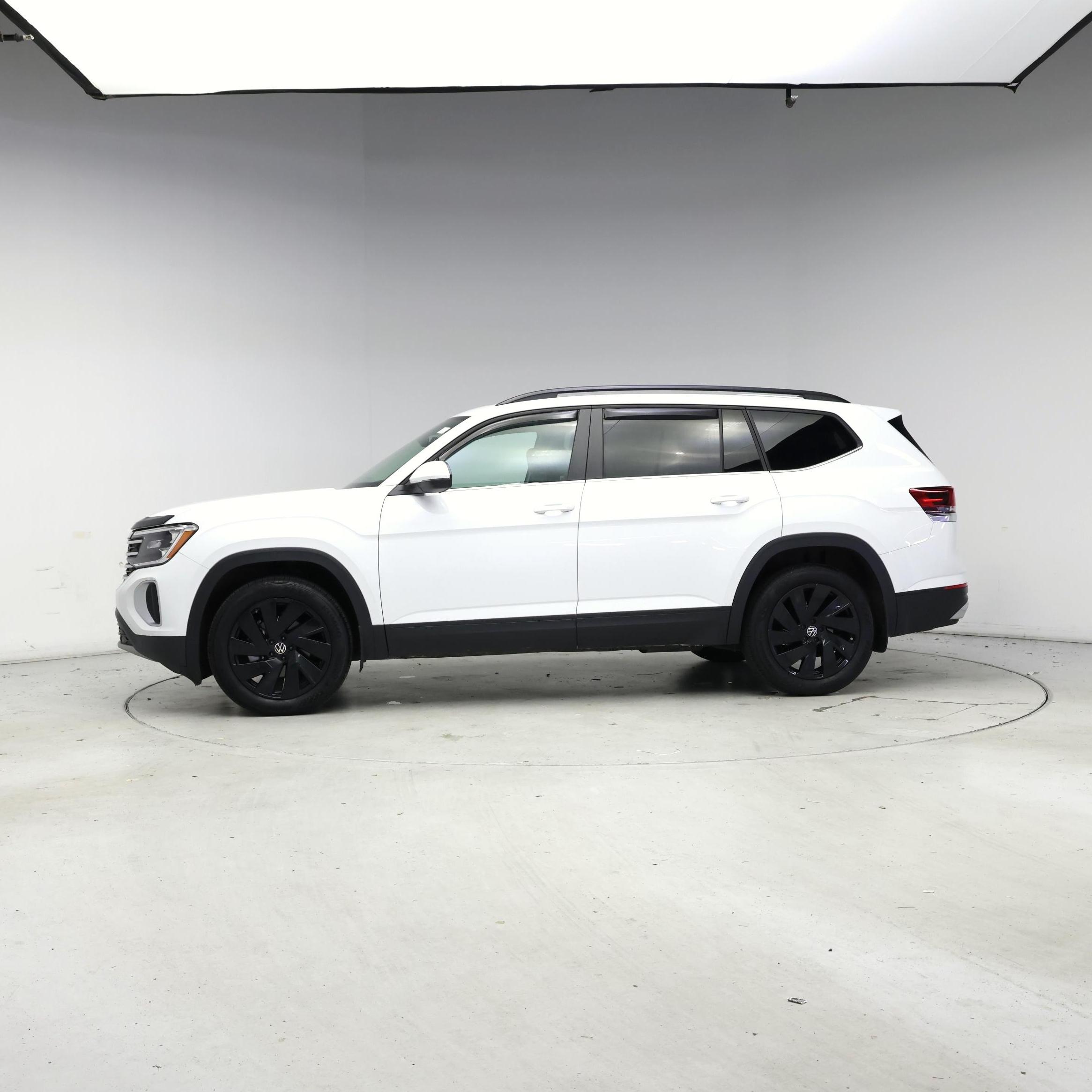 Thumbnail: 2024 Volkswagen Atlas - 3