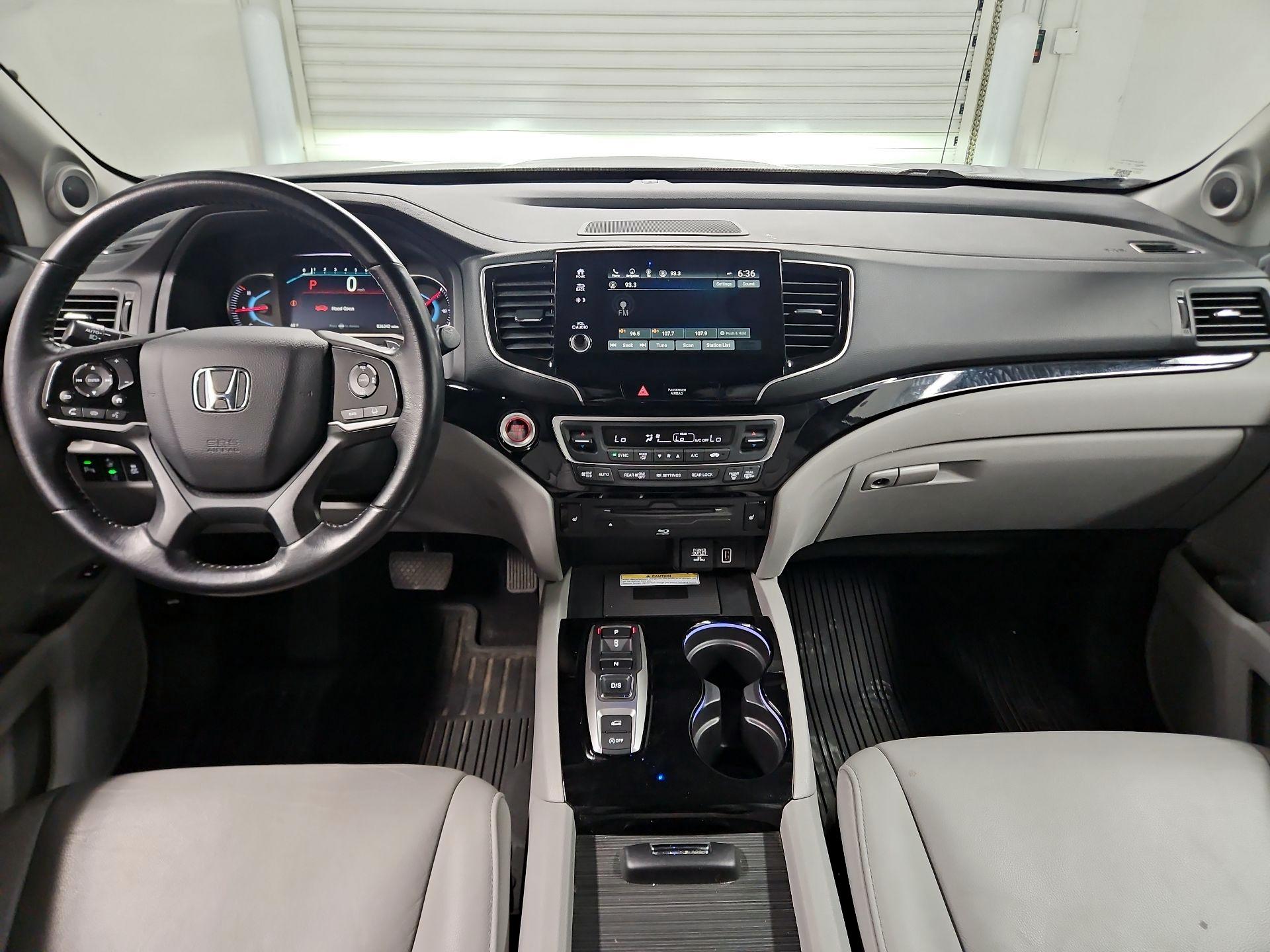 Thumbnail: 2019 Honda Pilot - 9