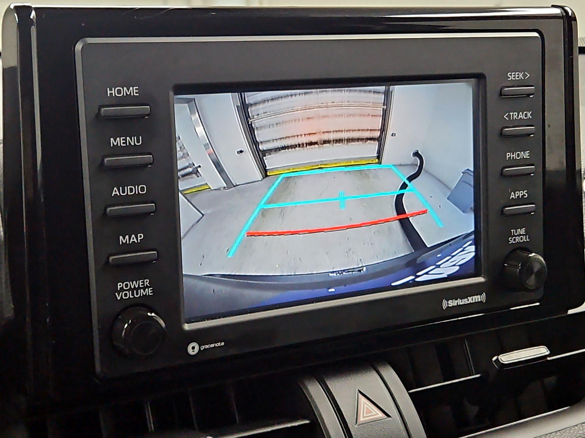 Thumbnail: 2022 Toyota RAV4 - 14