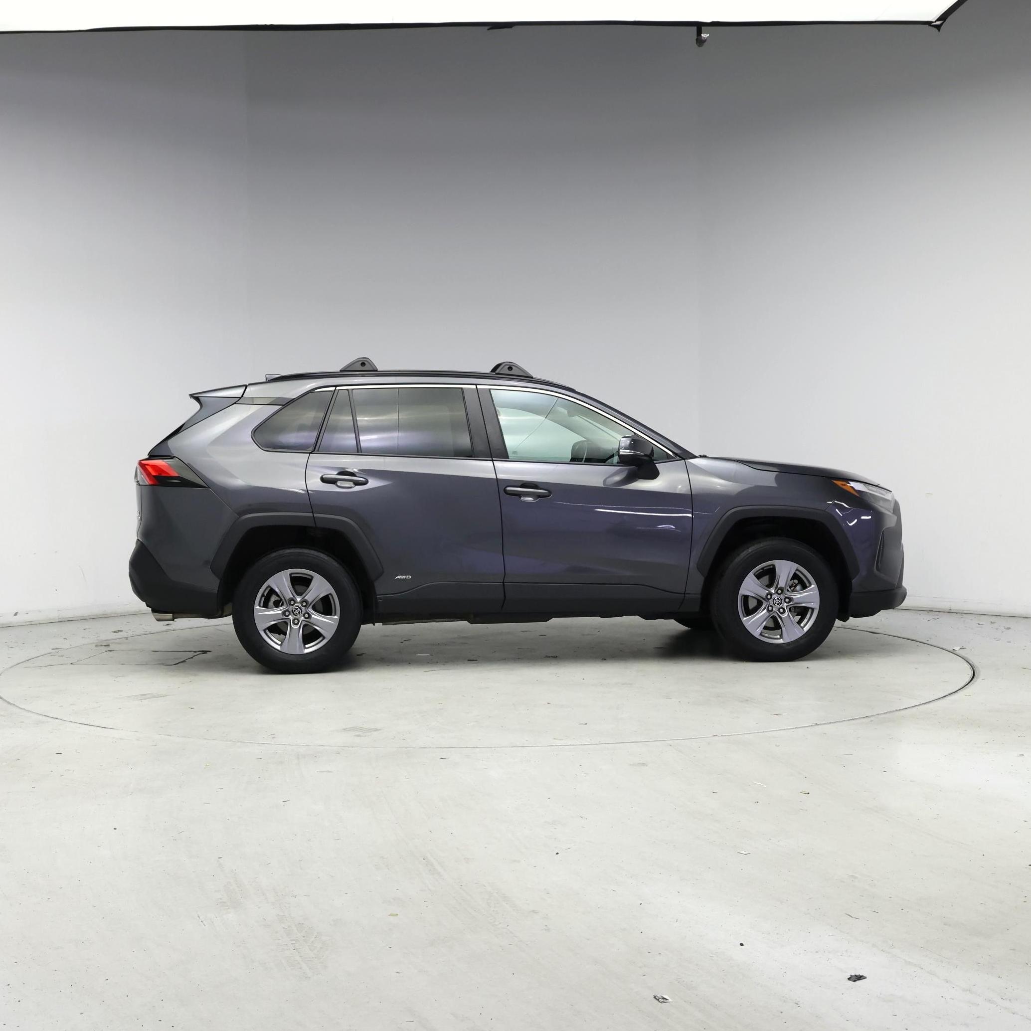 Thumbnail: 2022 Toyota RAV4 - 7