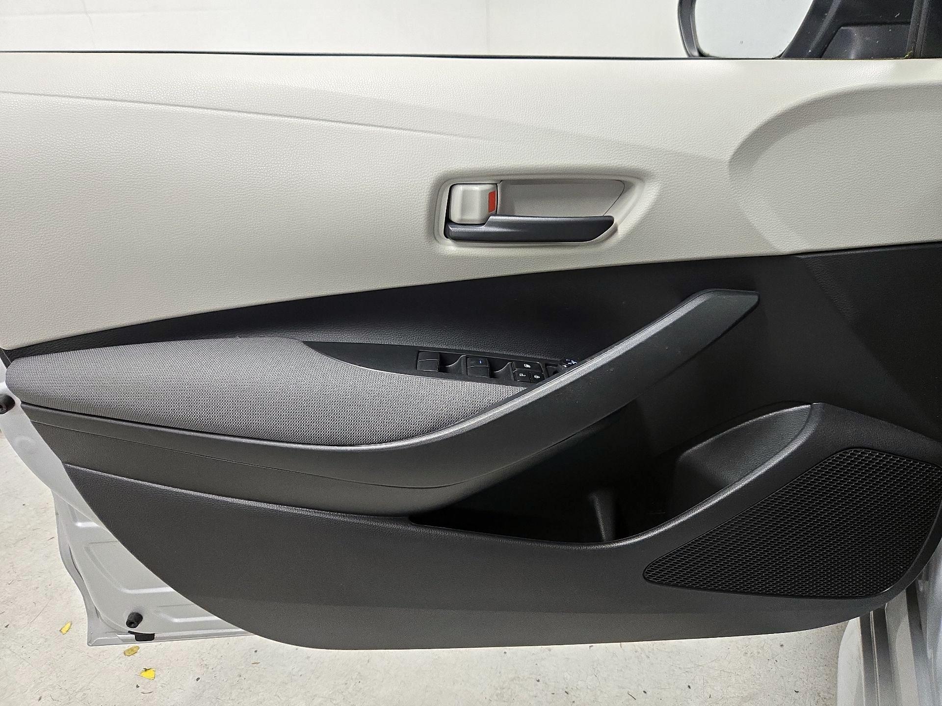 Thumbnail: 2022 Toyota Corolla - 12