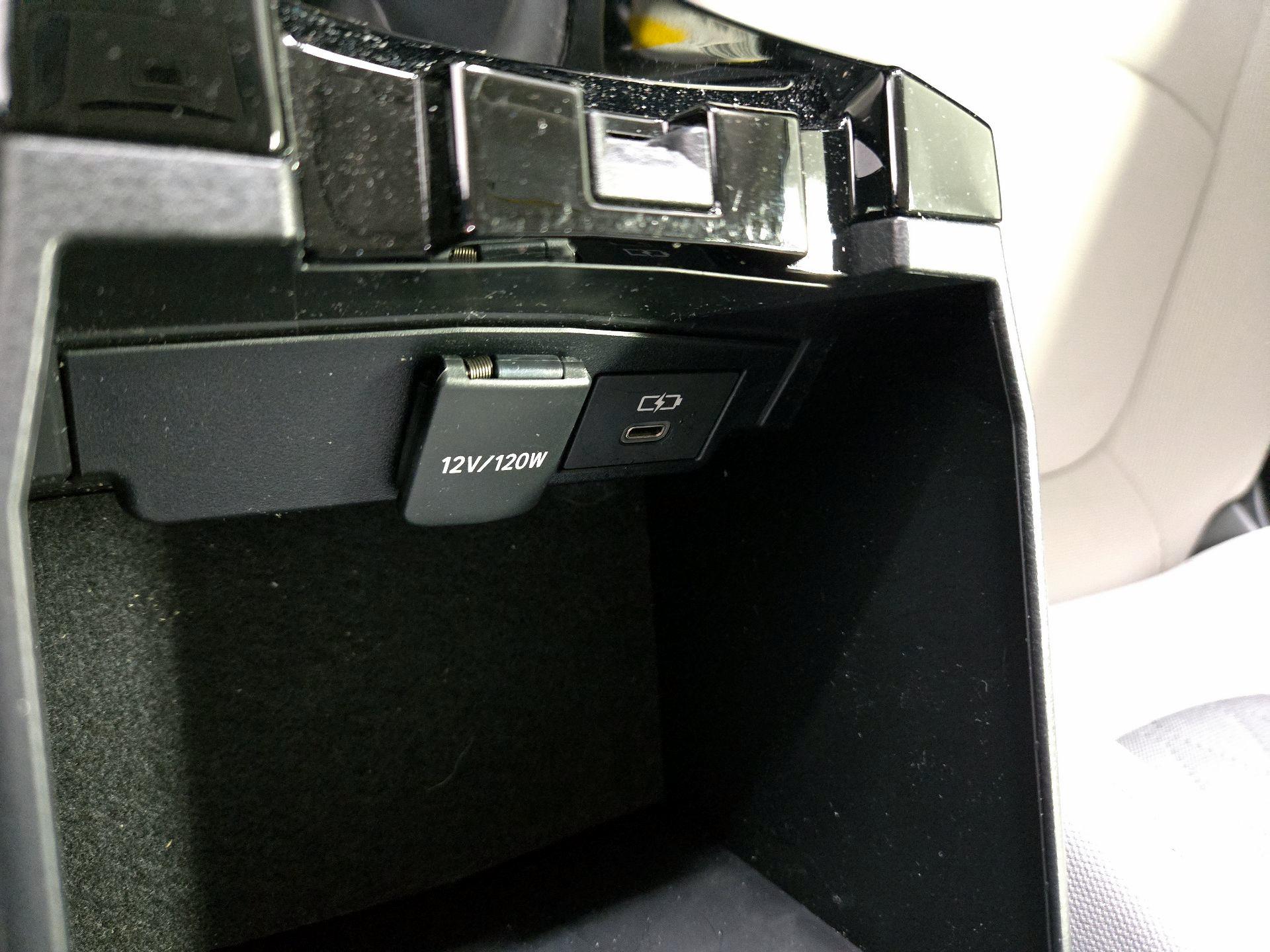 Thumbnail: 2022 Toyota Corolla - 18