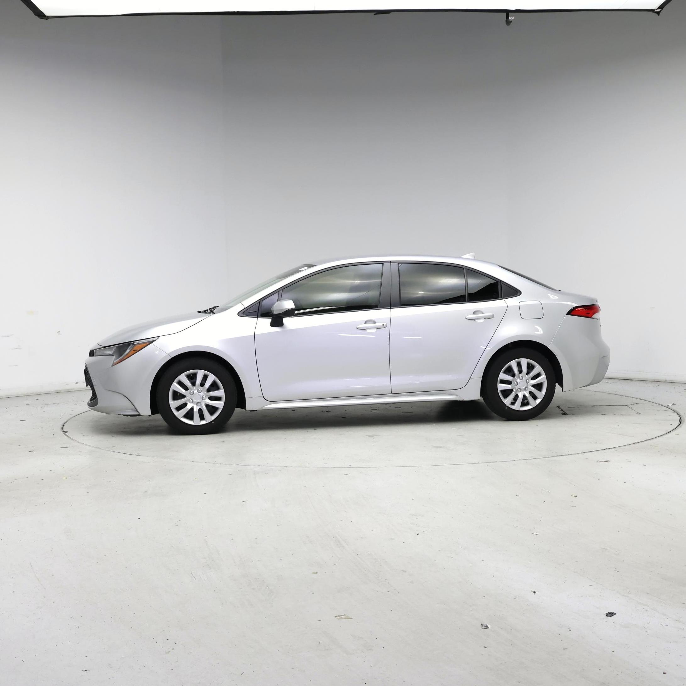 Thumbnail: 2022 Toyota Corolla - 3