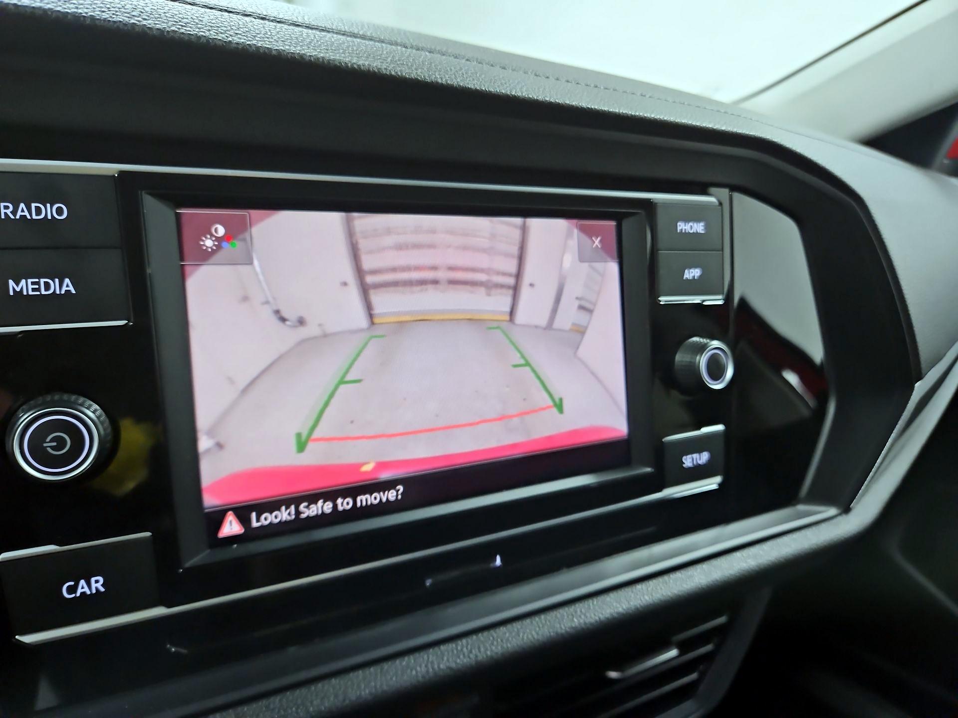 Thumbnail: 2019 Volkswagen Jetta - 14