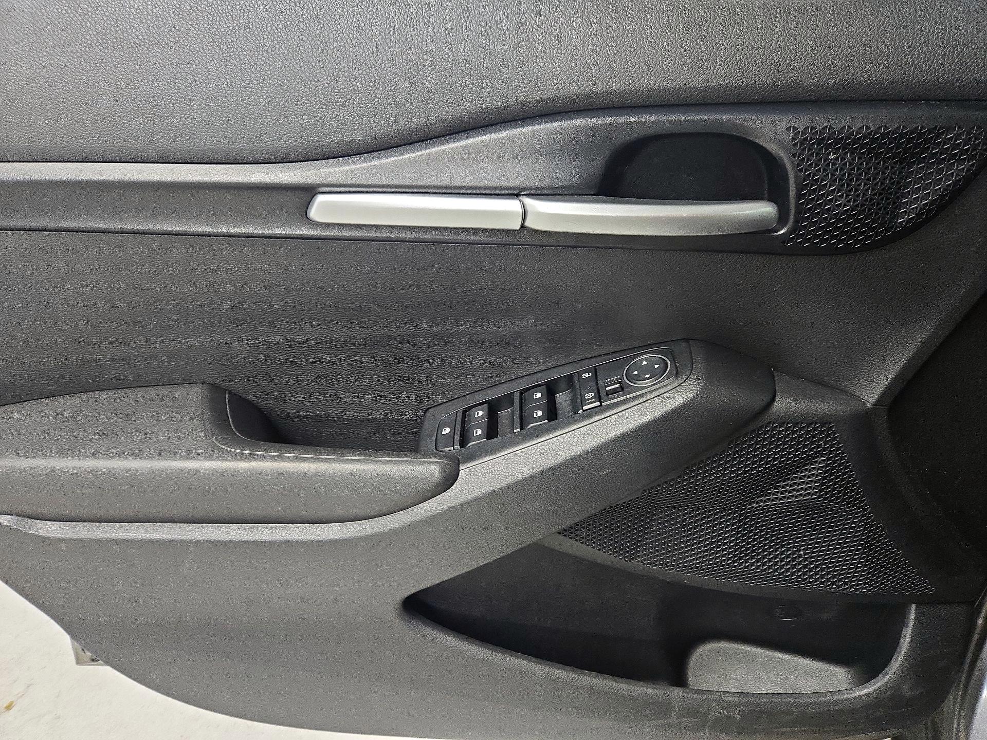 Thumbnail: 2021 Kia Seltos - 12