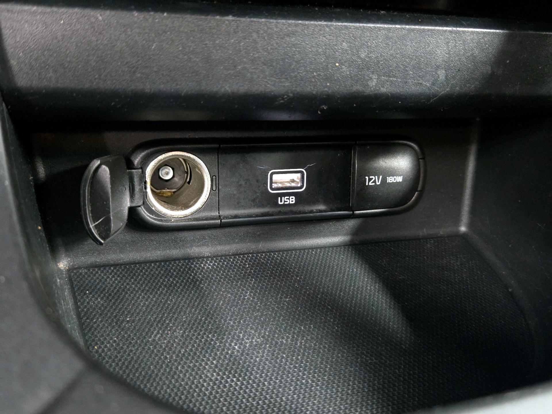 Thumbnail: 2021 Kia Seltos - 18