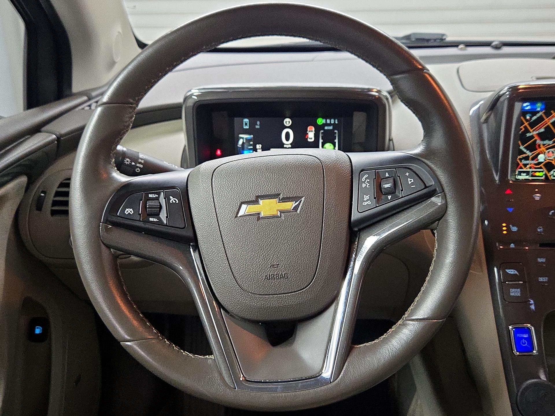 Thumbnail: 2015 Chevrolet Volt - 10