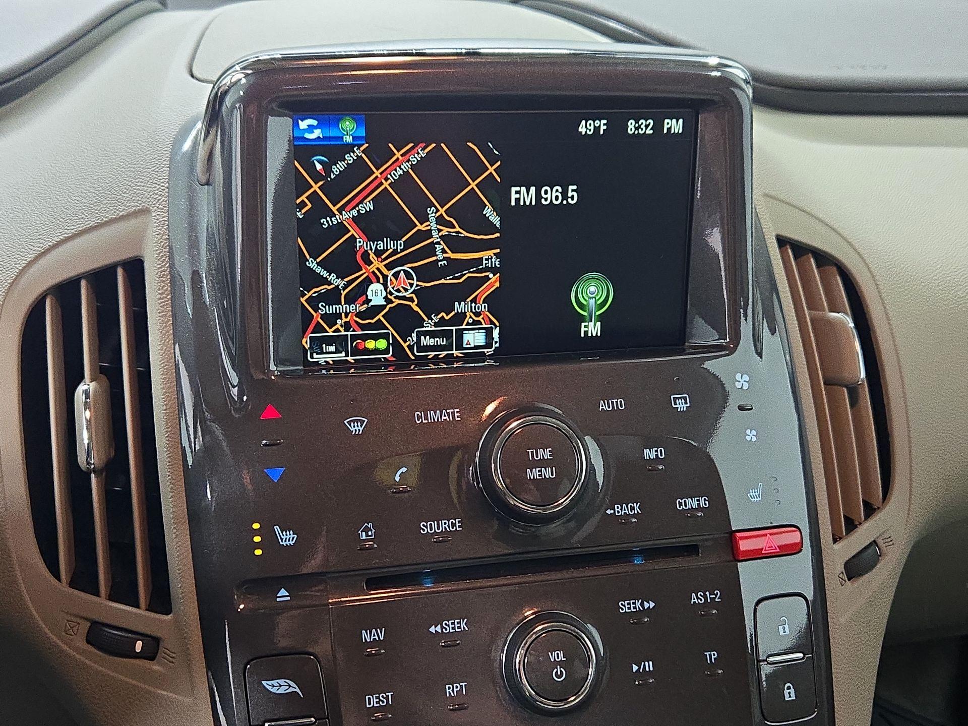 Thumbnail: 2015 Chevrolet Volt - 14