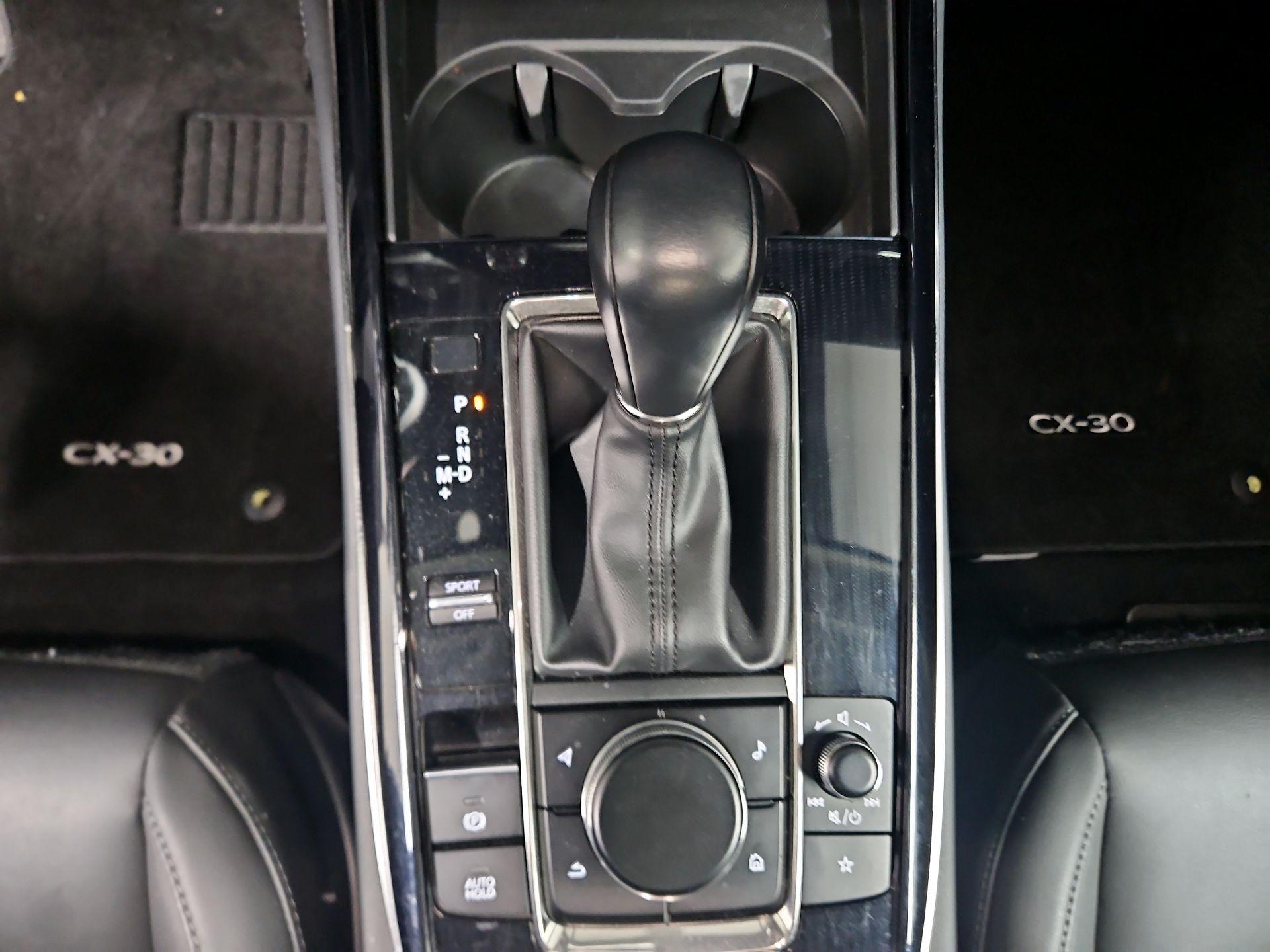 Thumbnail: 2022 Mazda CX-30 - 17