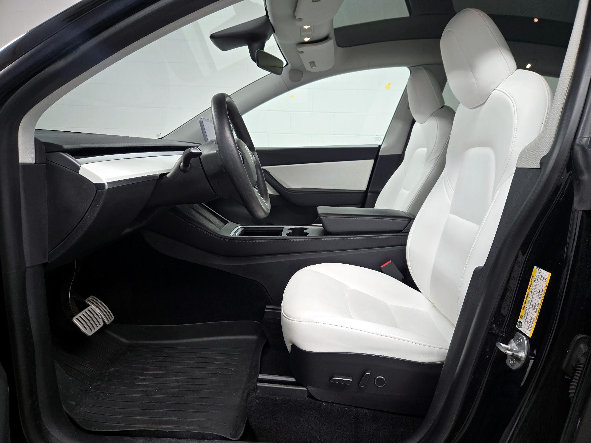 Thumbnail: 2021 Tesla Model Y - 11