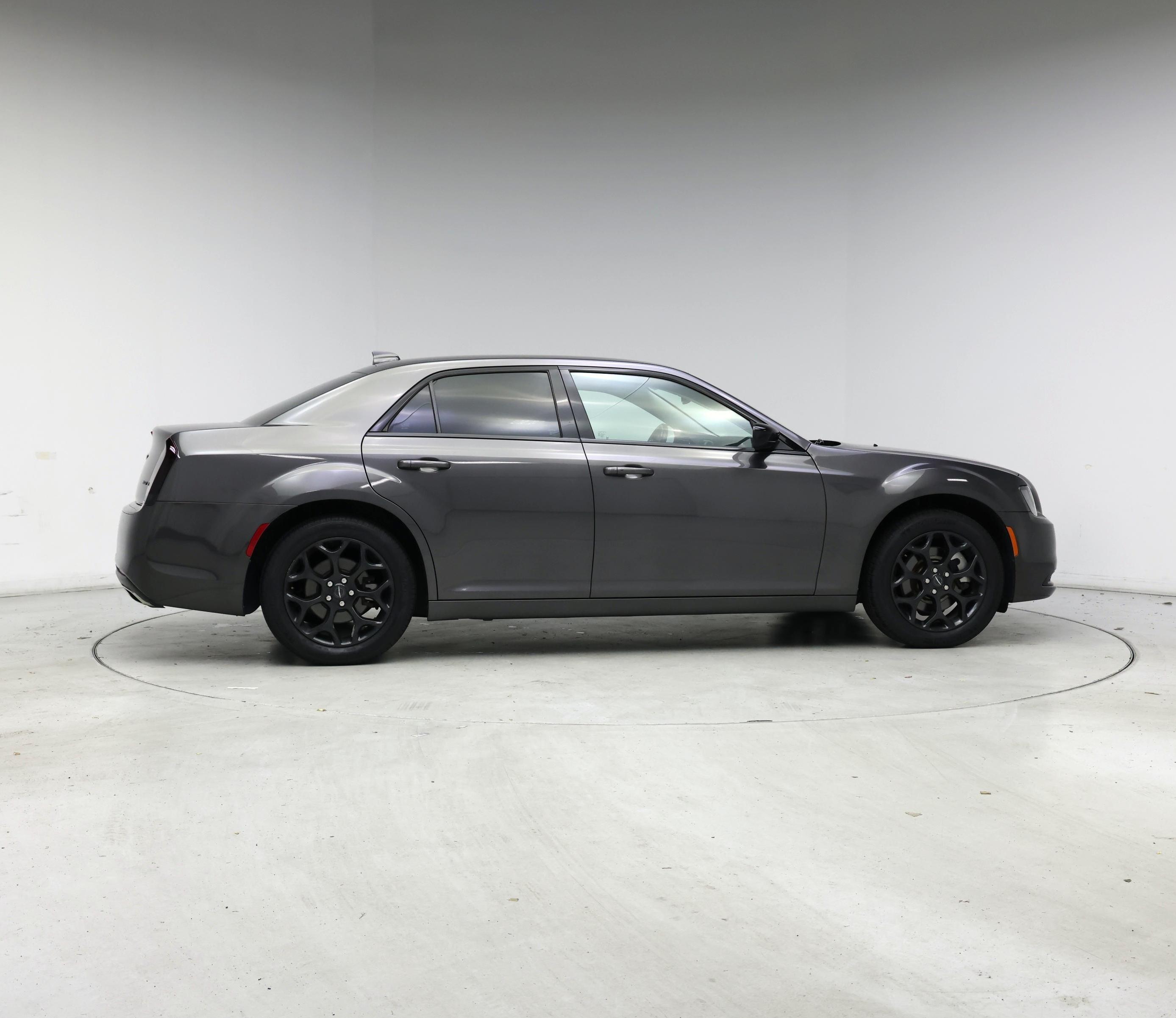 Thumbnail: 2021 Chrysler 300 - 7