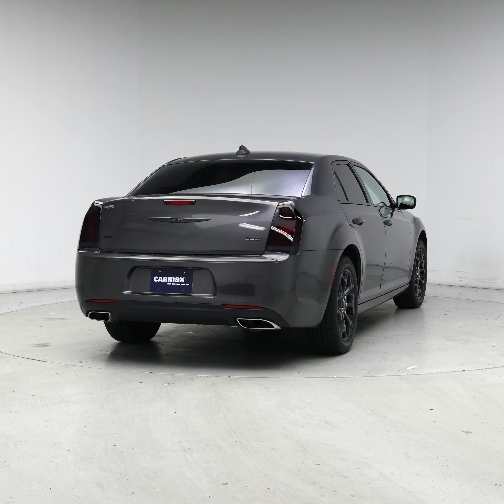 Thumbnail: 2021 Chrysler 300 - 8