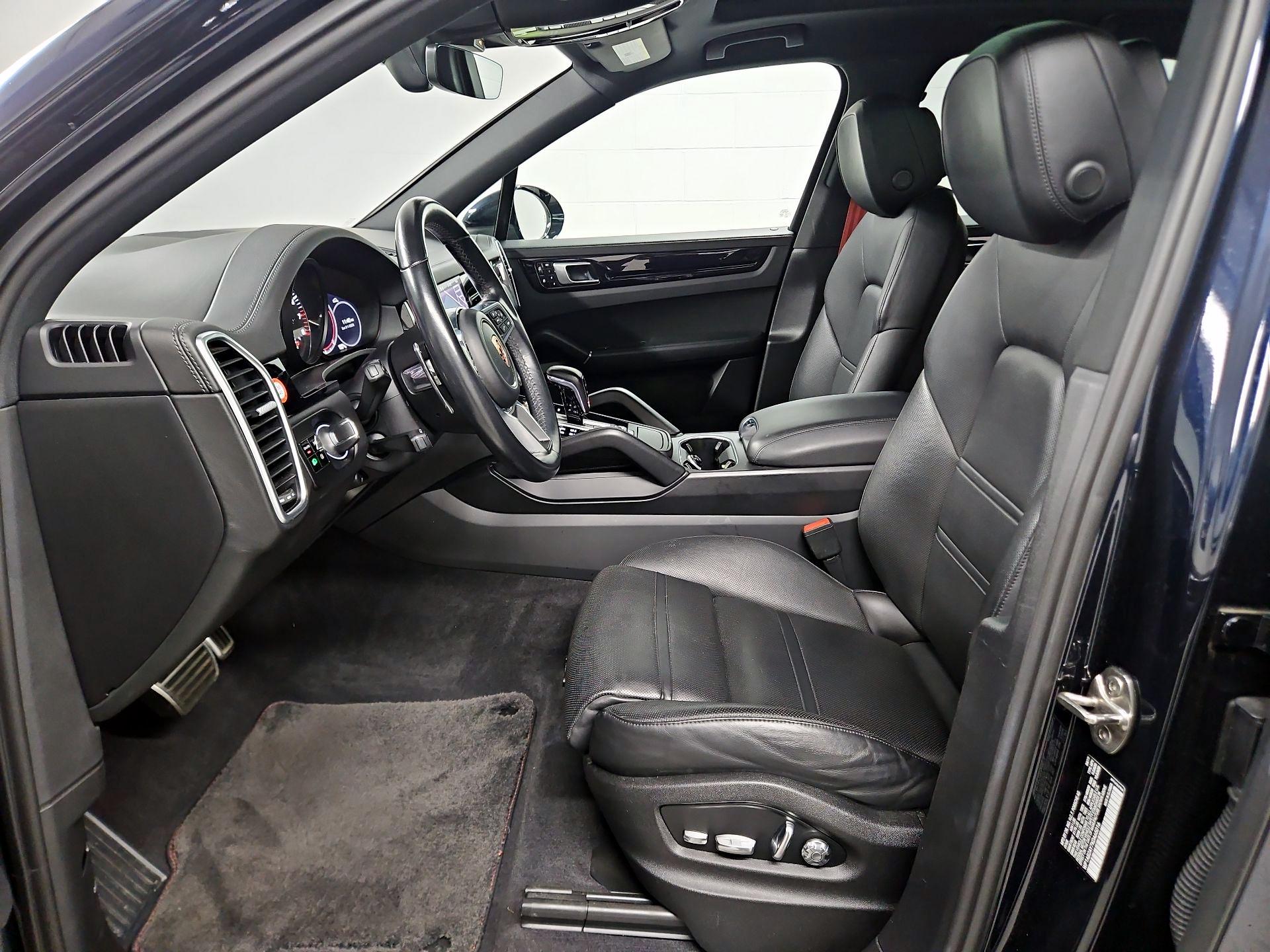 Thumbnail: 2019 Porsche Cayenne - 11