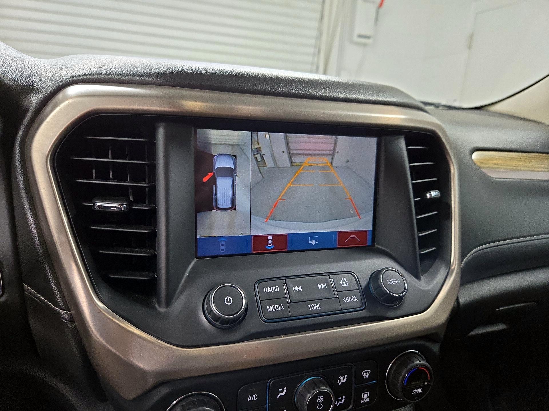 Thumbnail: 2017 GMC Acadia - 15