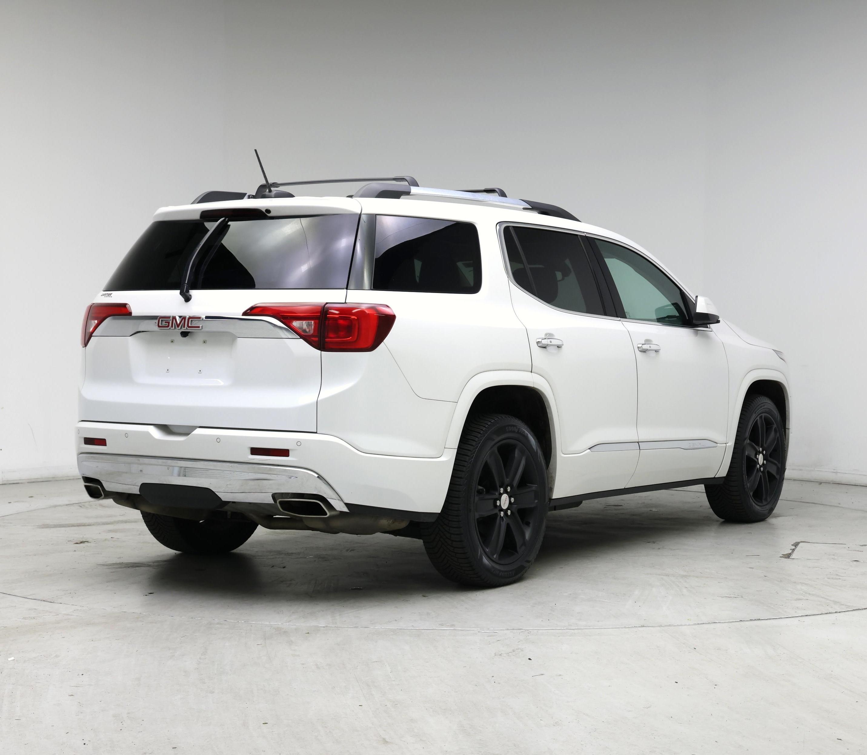 Thumbnail: 2017 GMC Acadia - 8