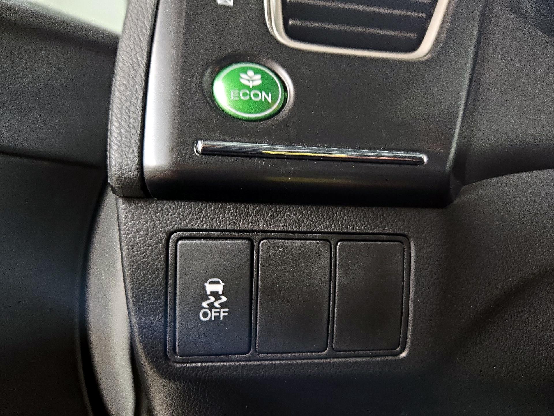 Thumbnail: 2015 Honda Civic - 13