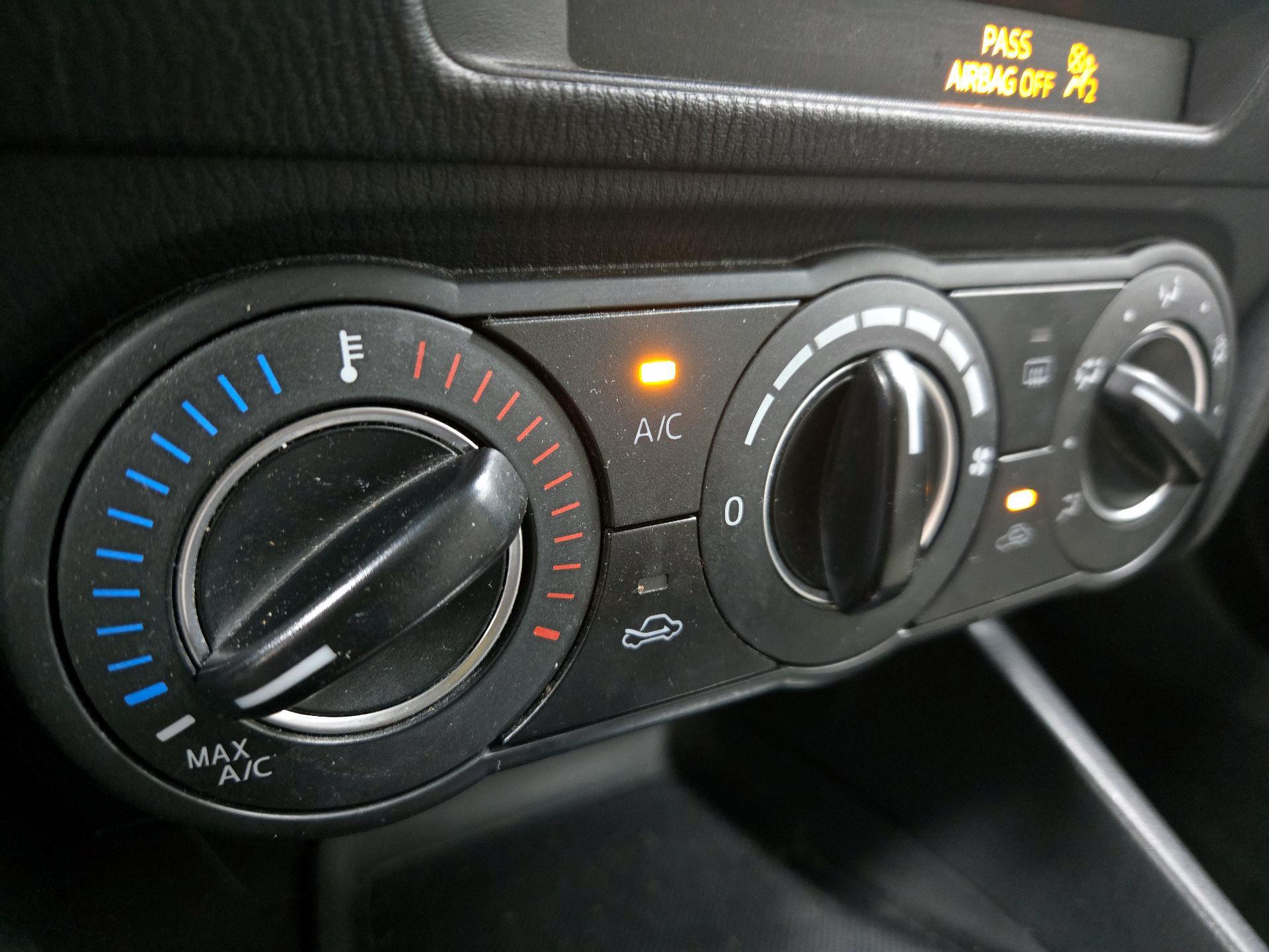 Thumbnail: 2015 Mazda Mazda3 - 16