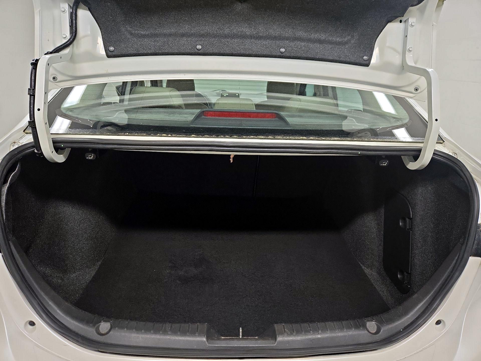 Thumbnail: 2015 Mazda Mazda3 - 20