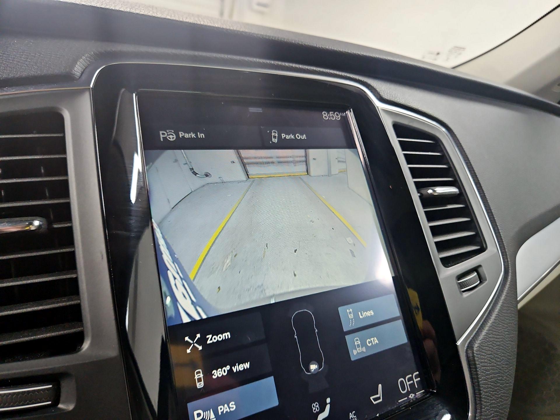 Thumbnail: 2016 Volvo XC90 - 15