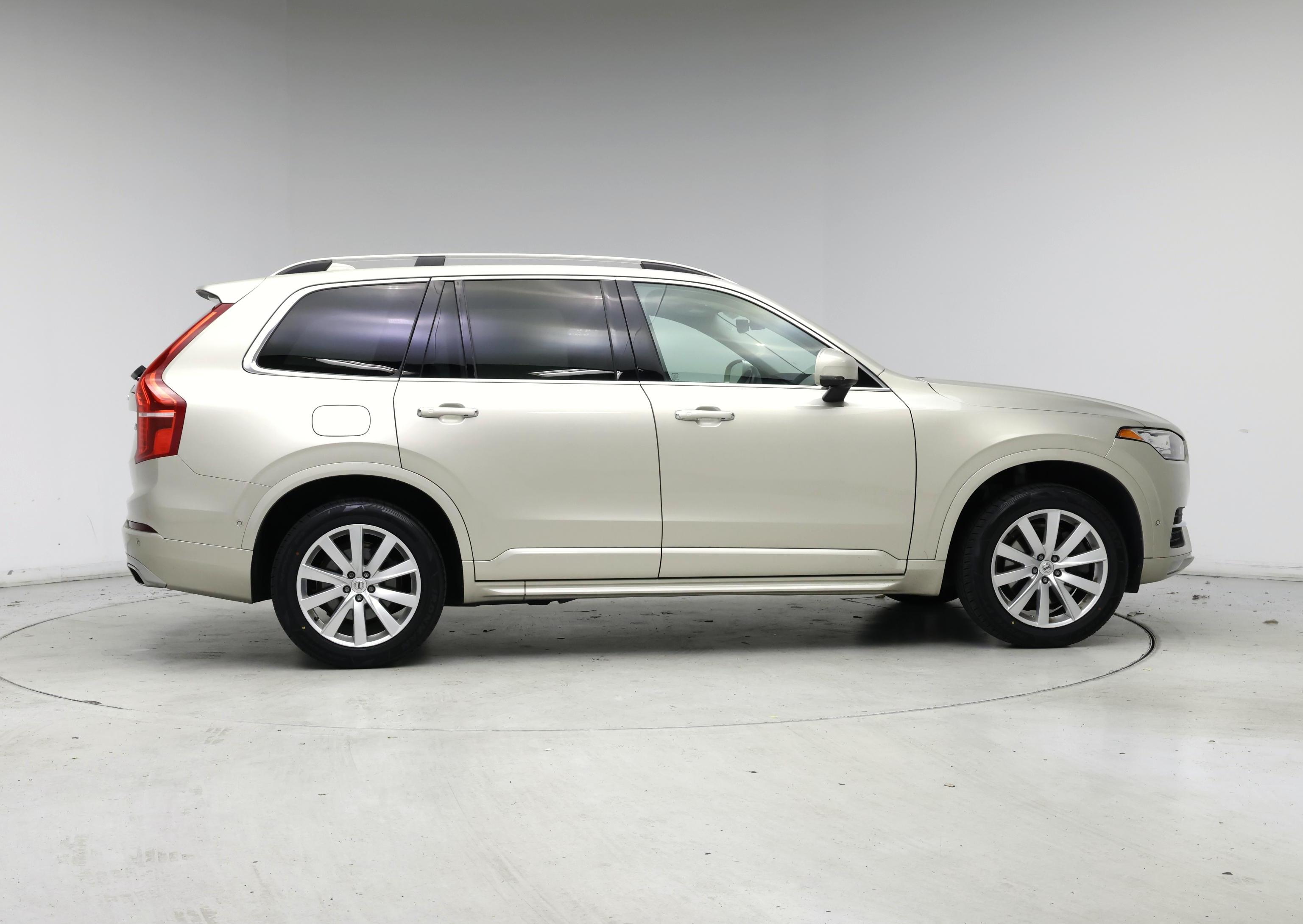 Thumbnail: 2016 Volvo XC90 - 7