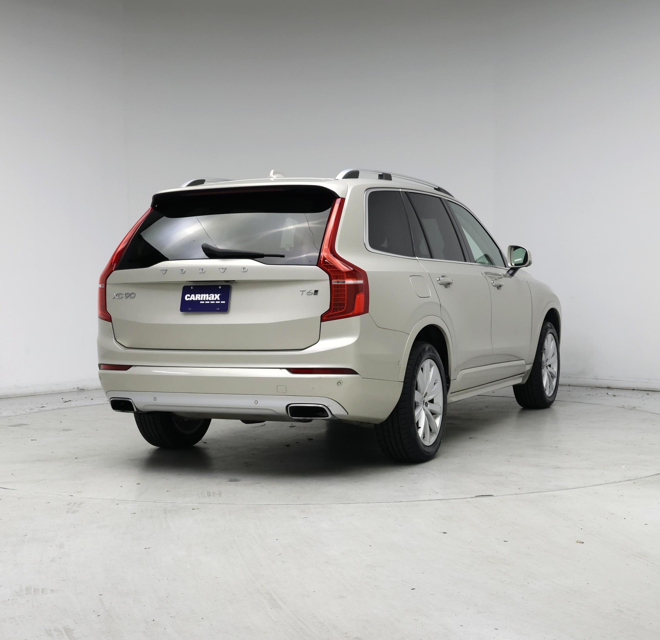 Thumbnail: 2016 Volvo XC90 - 8
