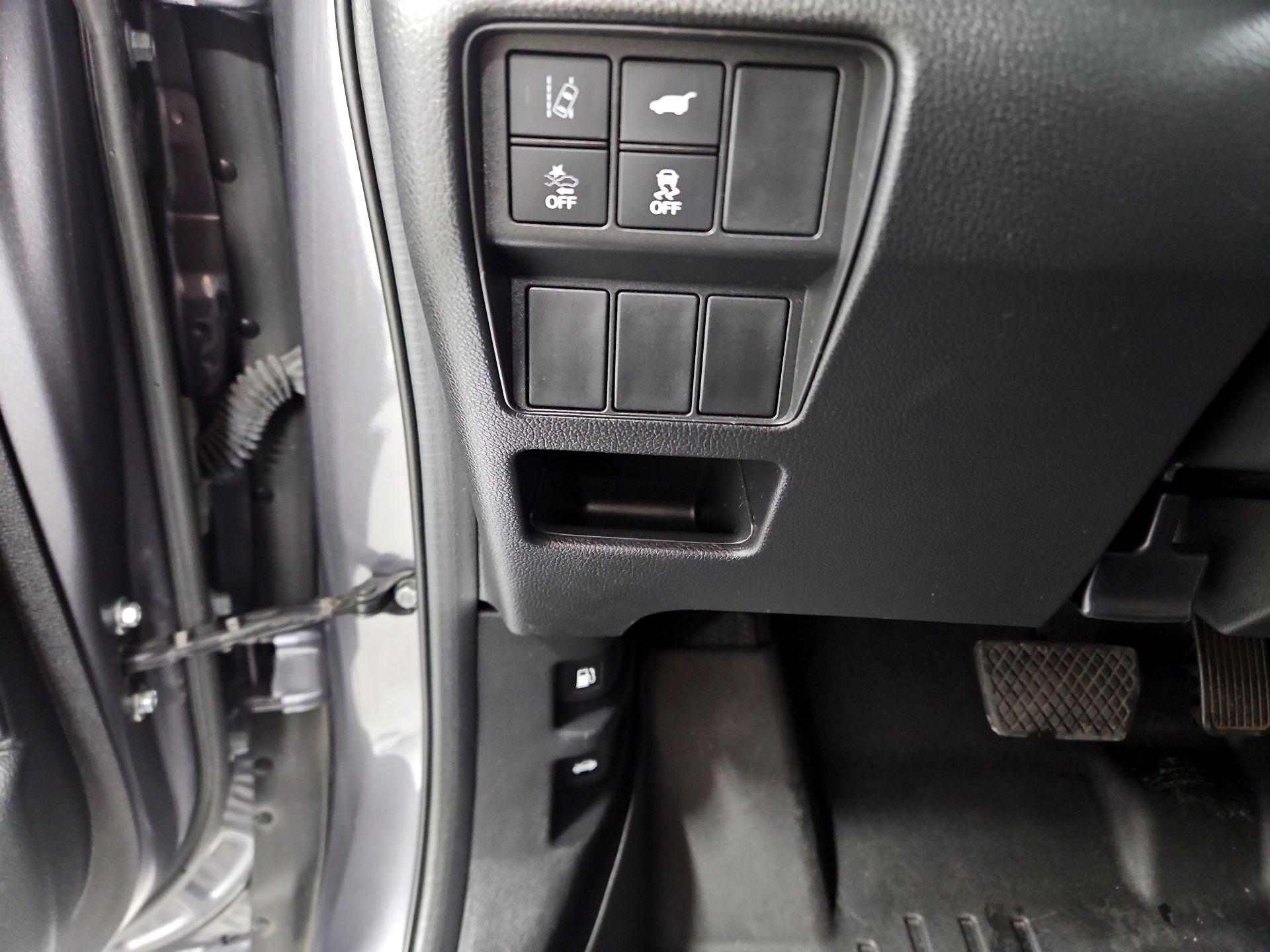 Thumbnail: 2018 Honda CR-V - 13