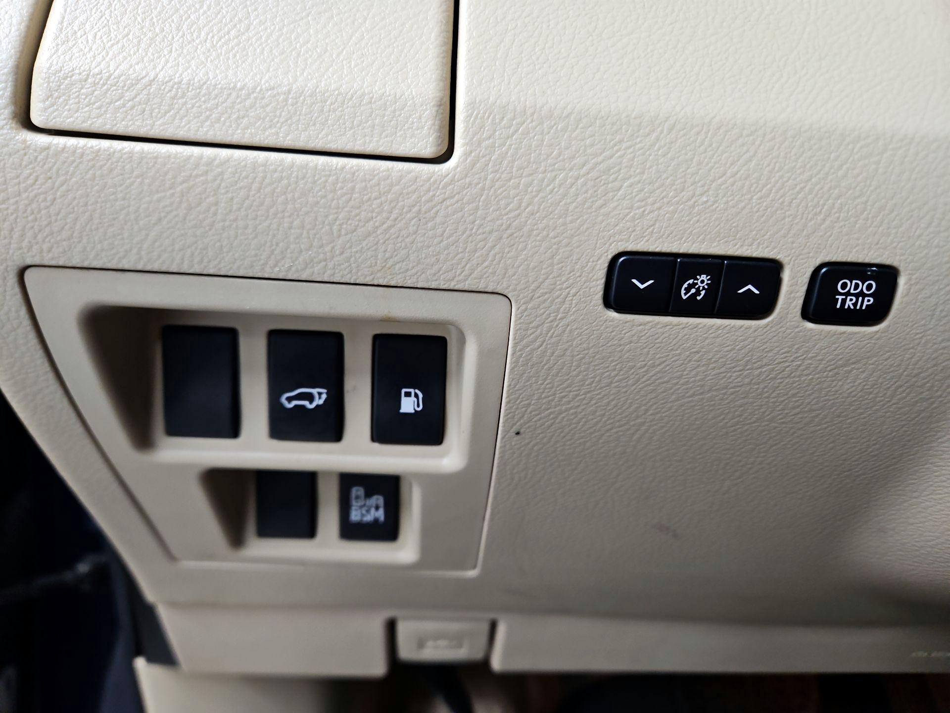 Thumbnail: 2014 Lexus RX - 13