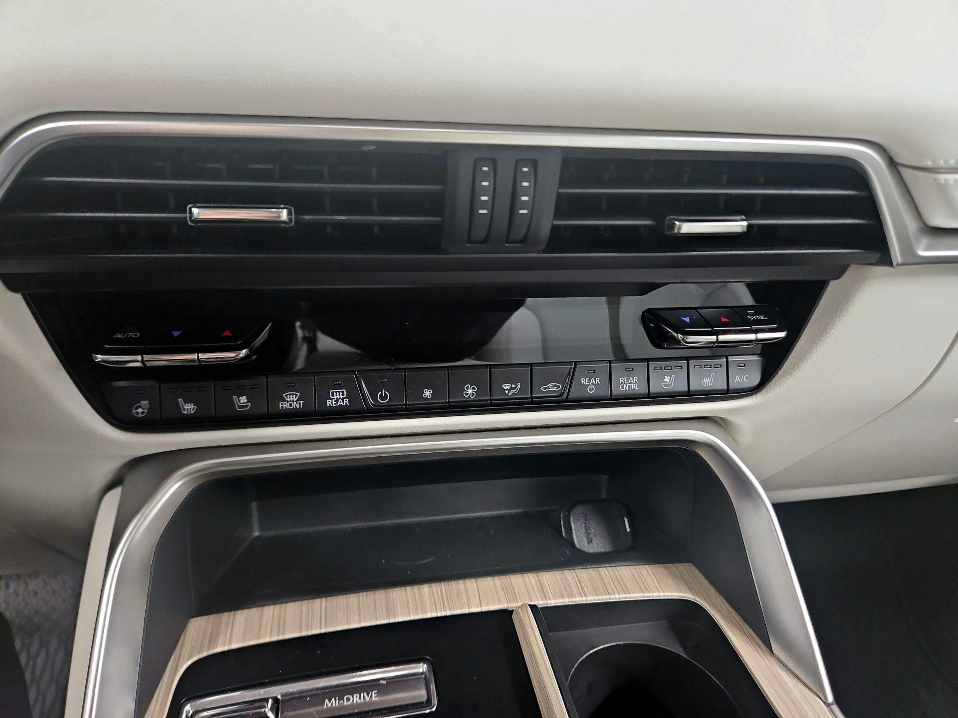 Thumbnail: 2025 Mazda CX-90 - 16