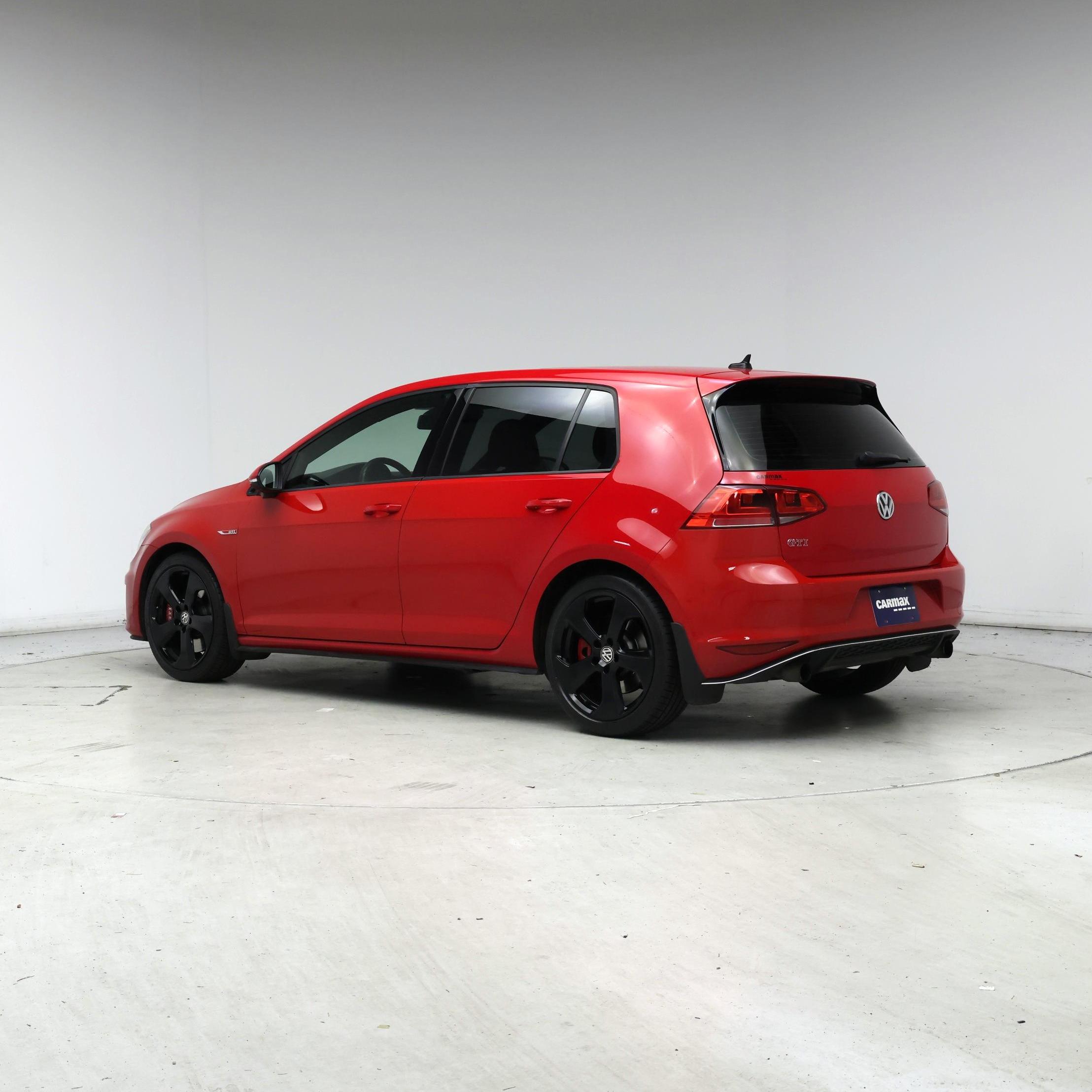 Thumbnail: 2016 Volkswagen Golf - 2