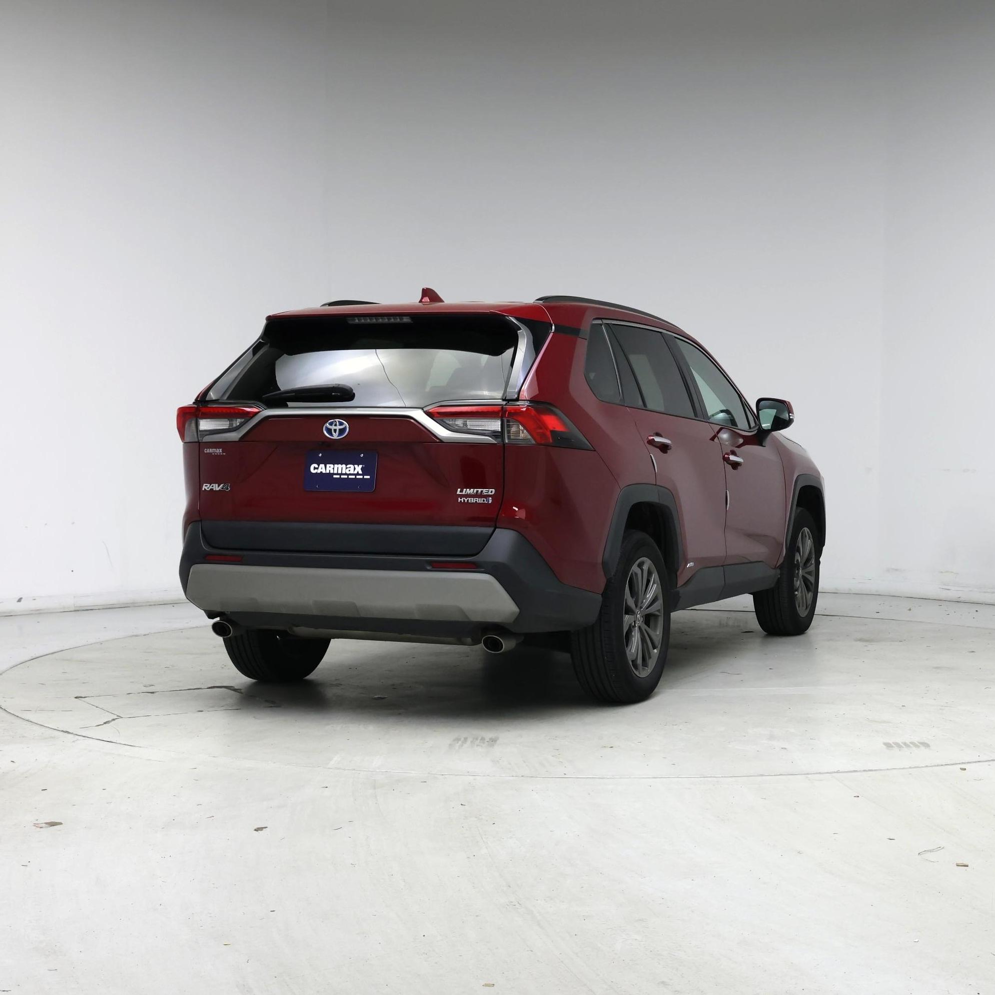 Thumbnail: 2022 Toyota RAV4 - 8