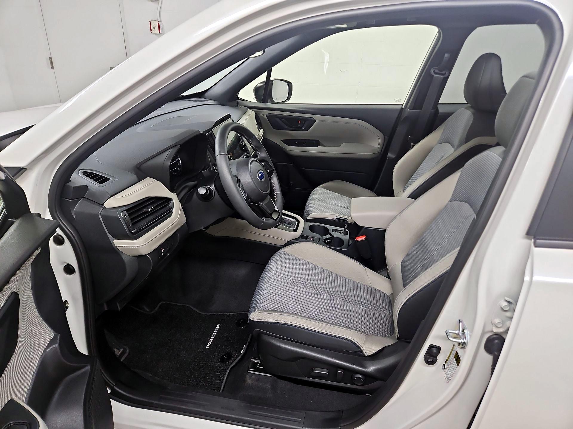 Thumbnail: 2025 Subaru Forester - 11