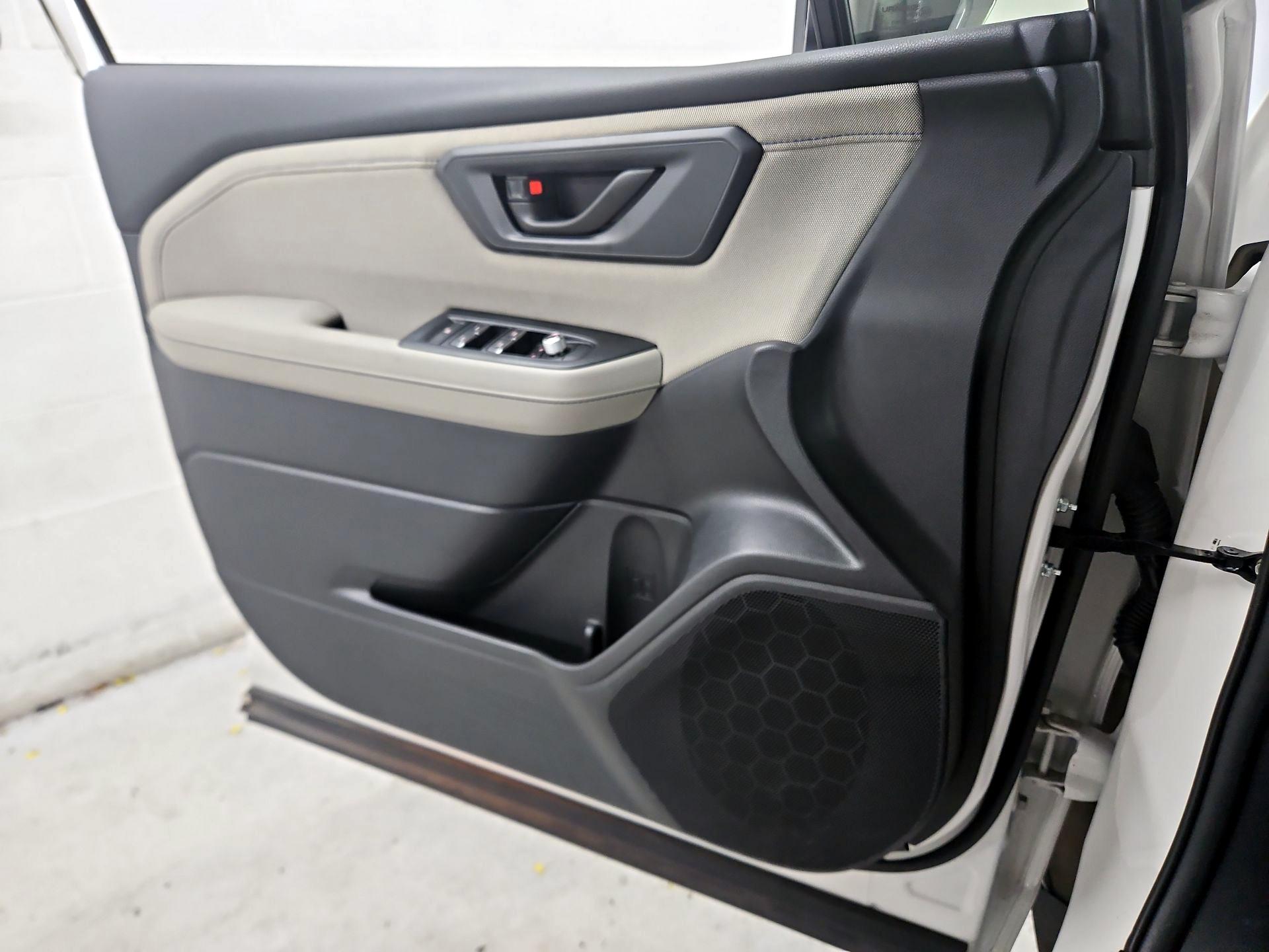 Thumbnail: 2025 Subaru Forester - 12