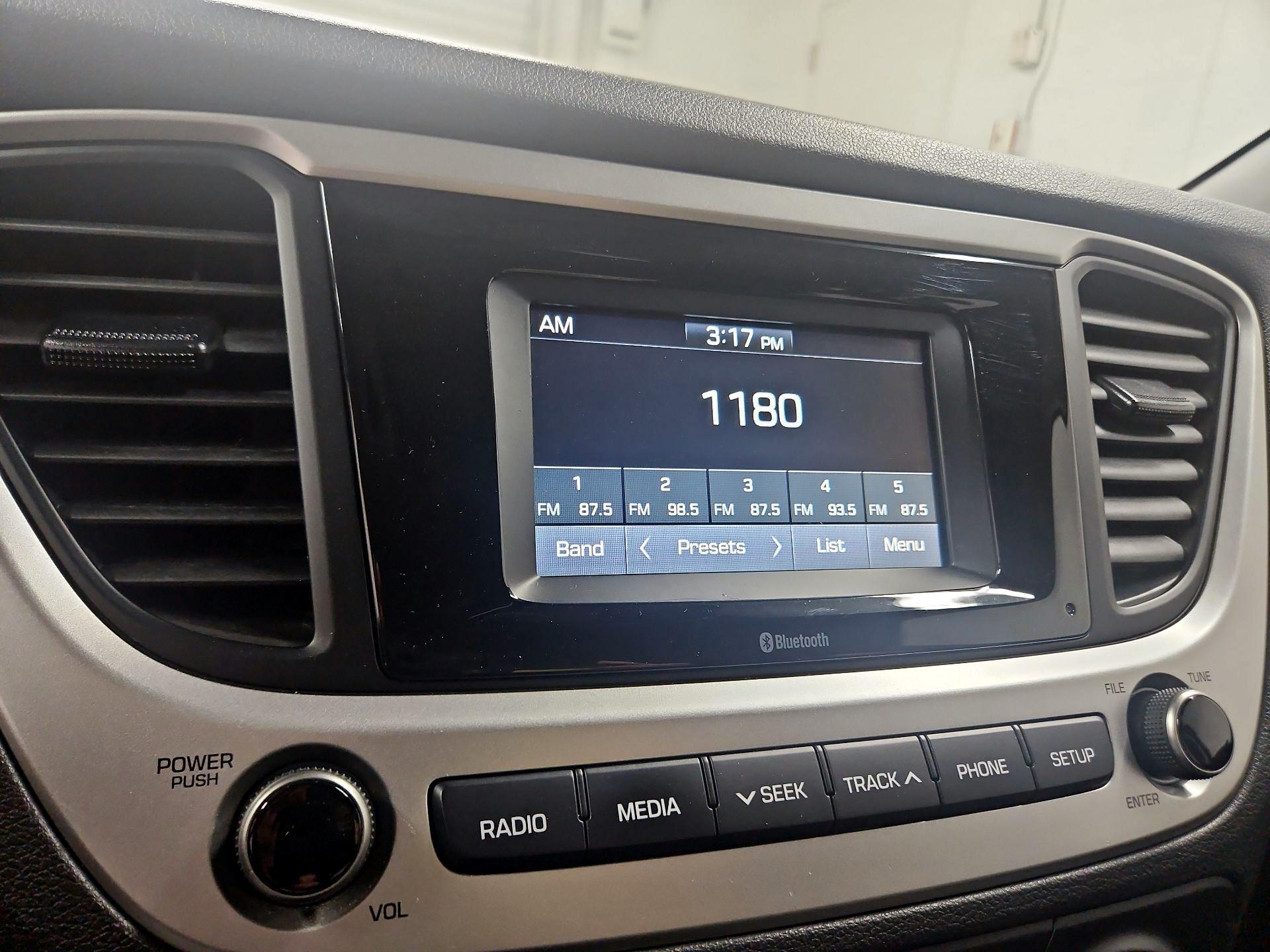 Thumbnail: 2022 Hyundai Accent - 15