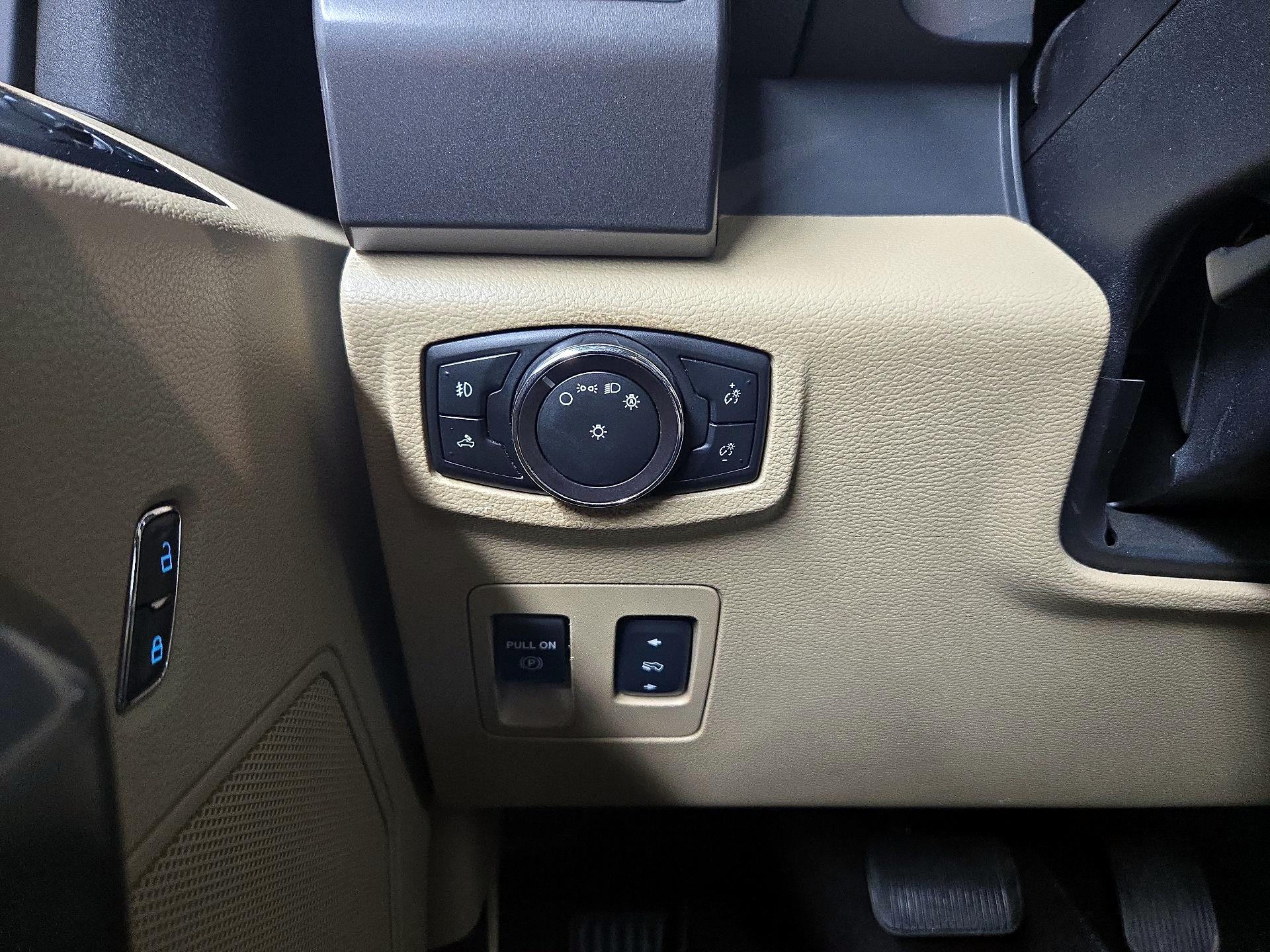 Thumbnail: 2018 Ford F-150 - 13