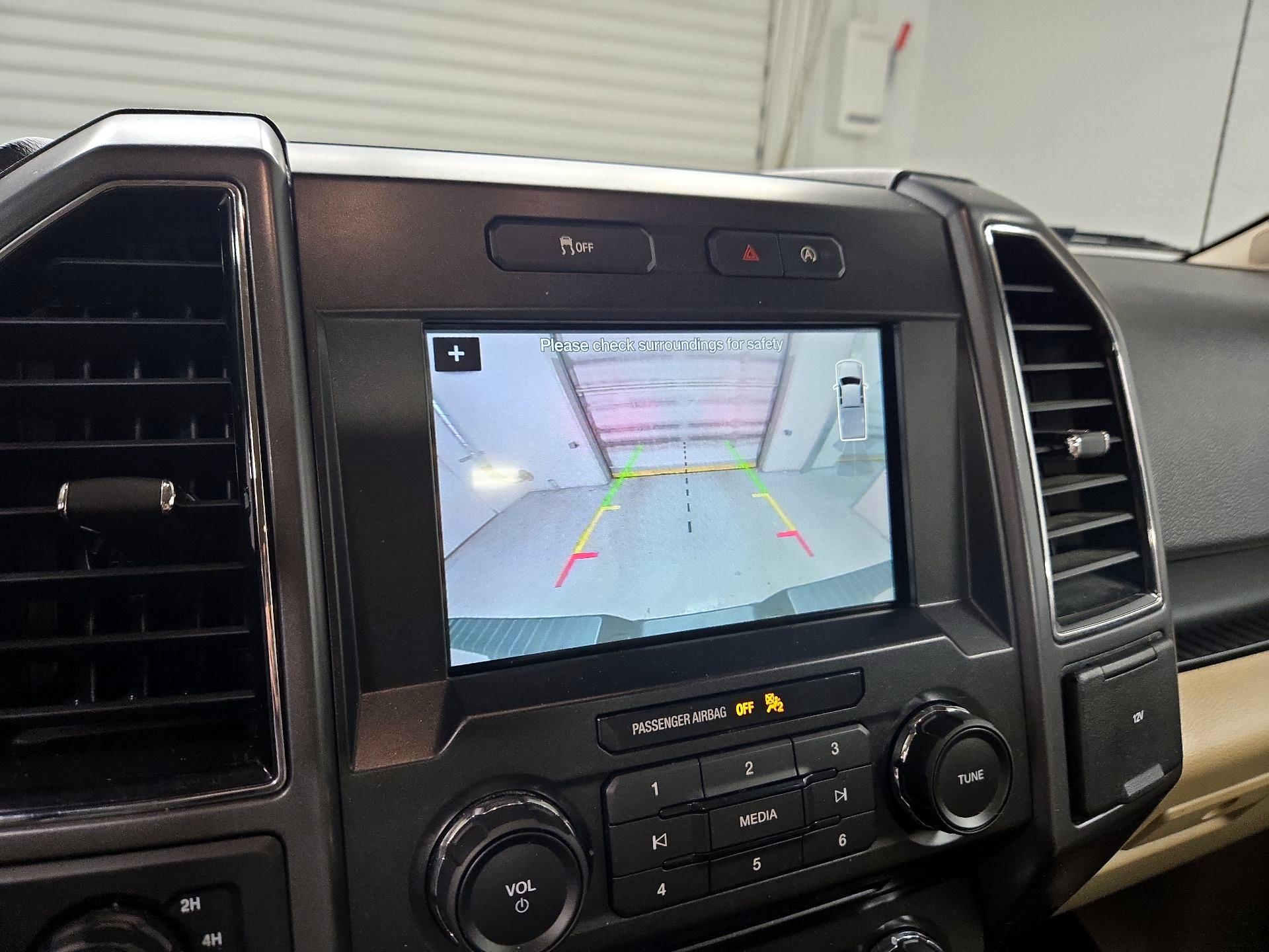 Thumbnail: 2018 Ford F-150 - 15