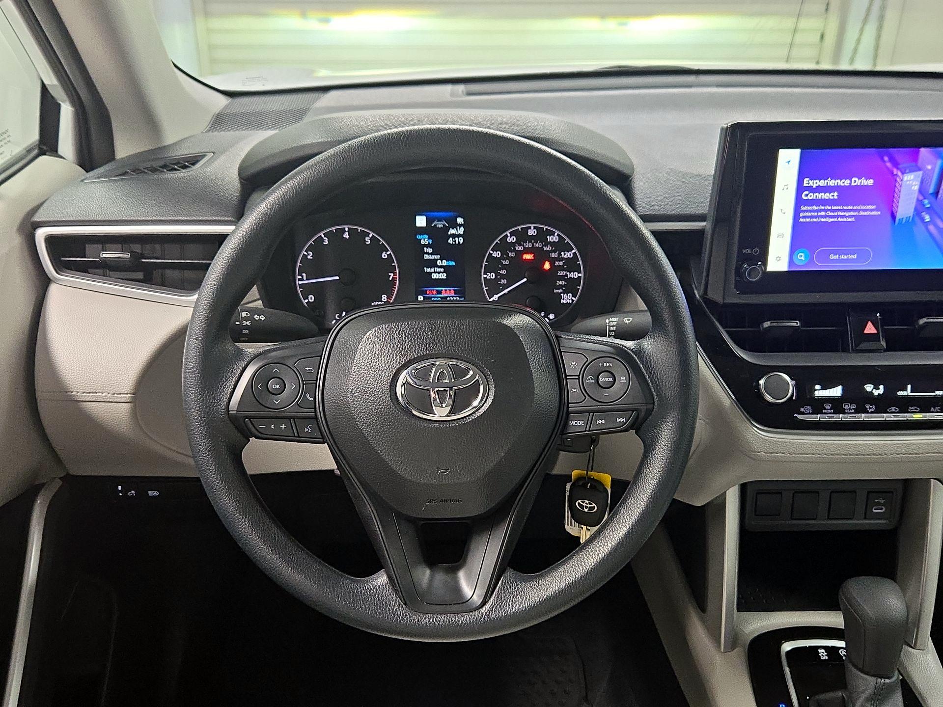 Thumbnail: 2025 Toyota Corolla Cross - 10