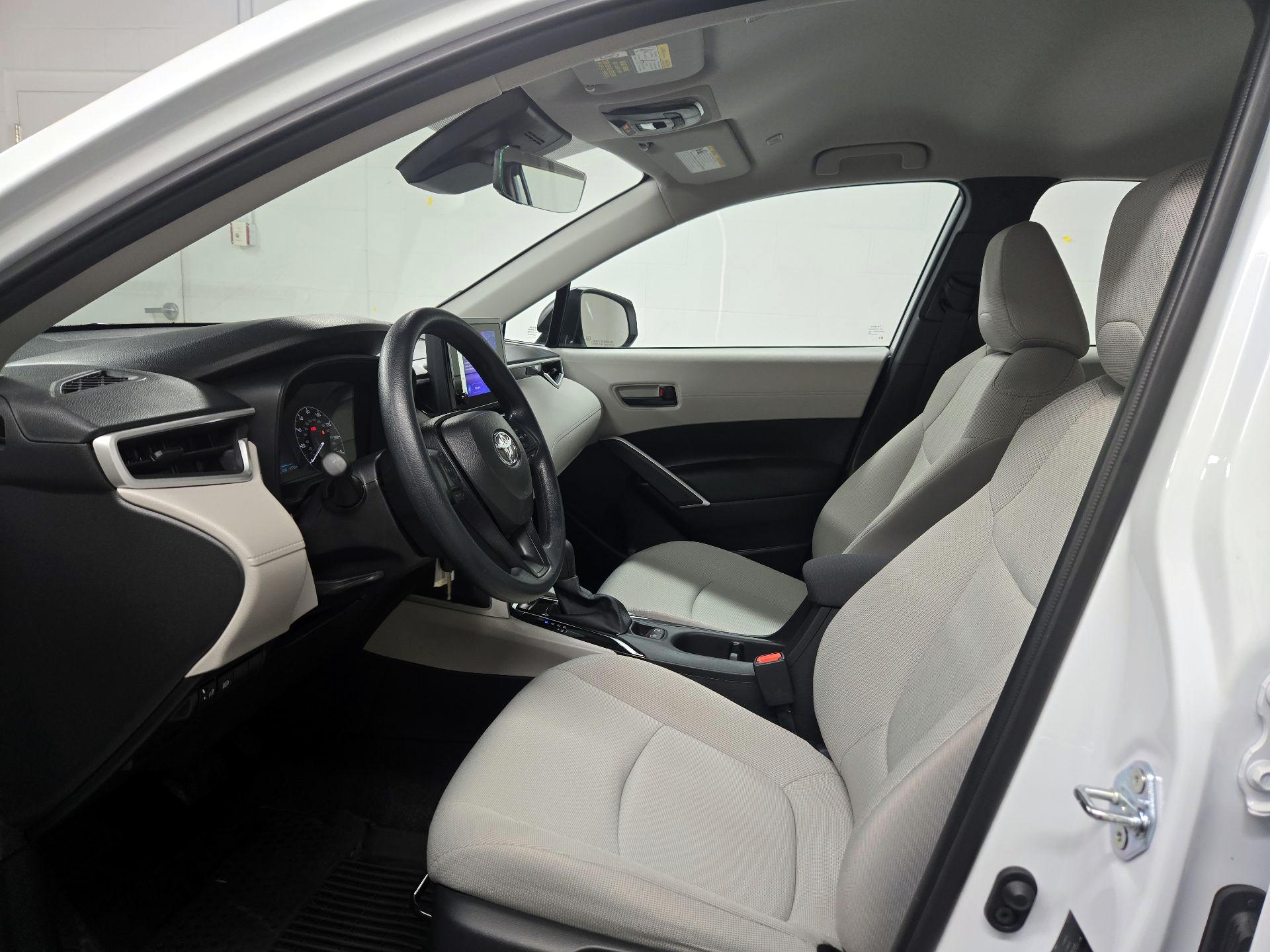 Thumbnail: 2025 Toyota Corolla Cross - 11