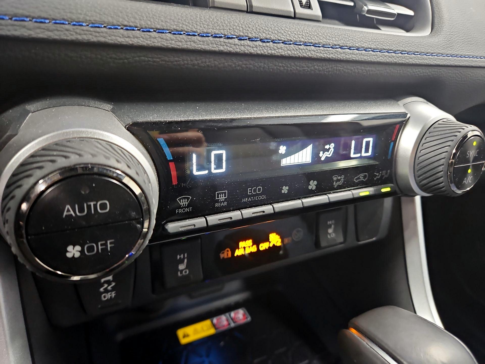 Thumbnail: 2023 Toyota RAV4 - 16